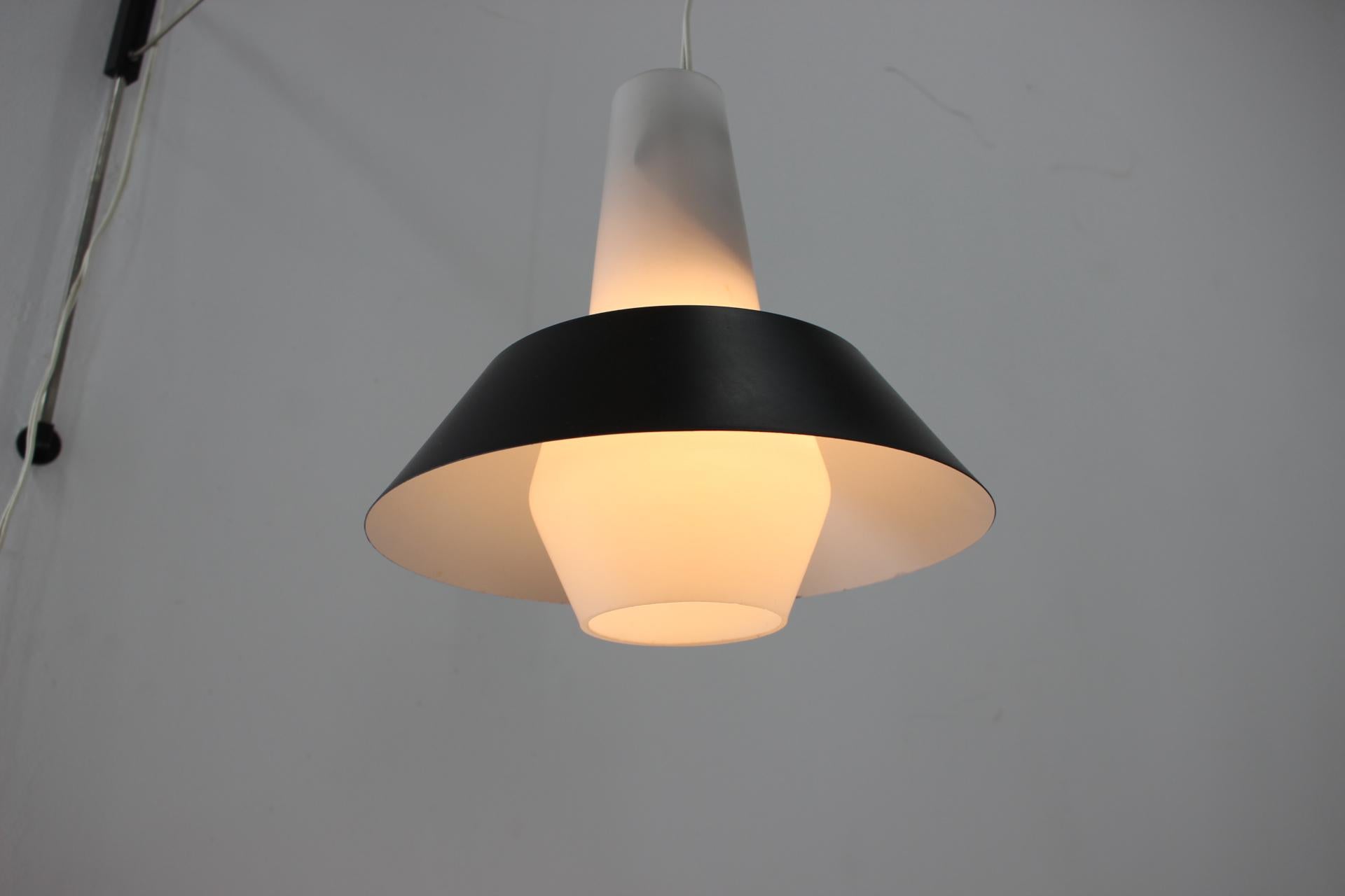 Paire de Lampes Murales du Milieu du Siècle Conçues par Josef Hejtman, 1970 Bon état - En vente à Praha, CZ