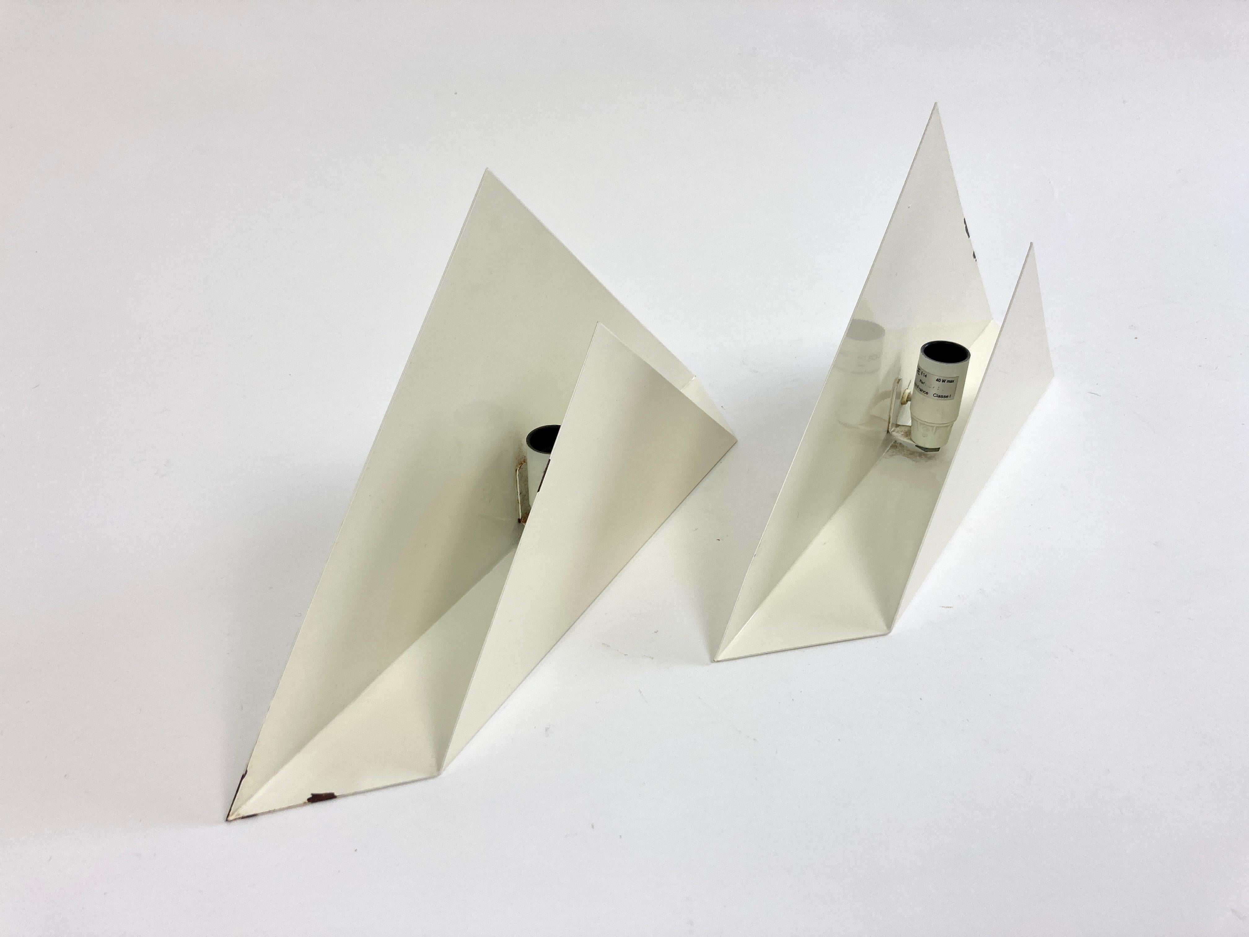 Pair of mid century wall lights from an apartment in Les Arcs, France c.1960-70 For Sale 9