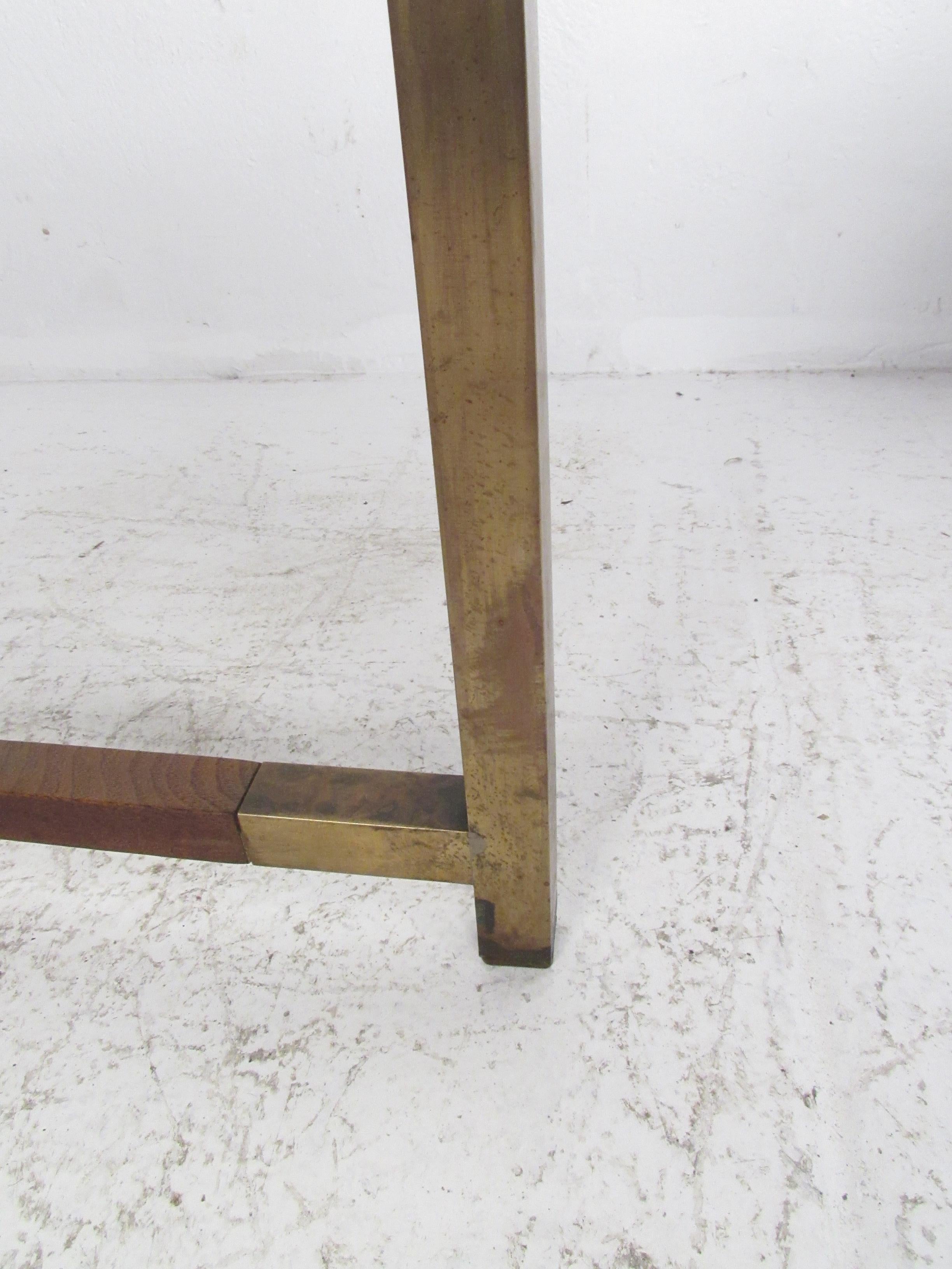 Pair of Mid-century Walnut and Brass End Tables For Sale 3