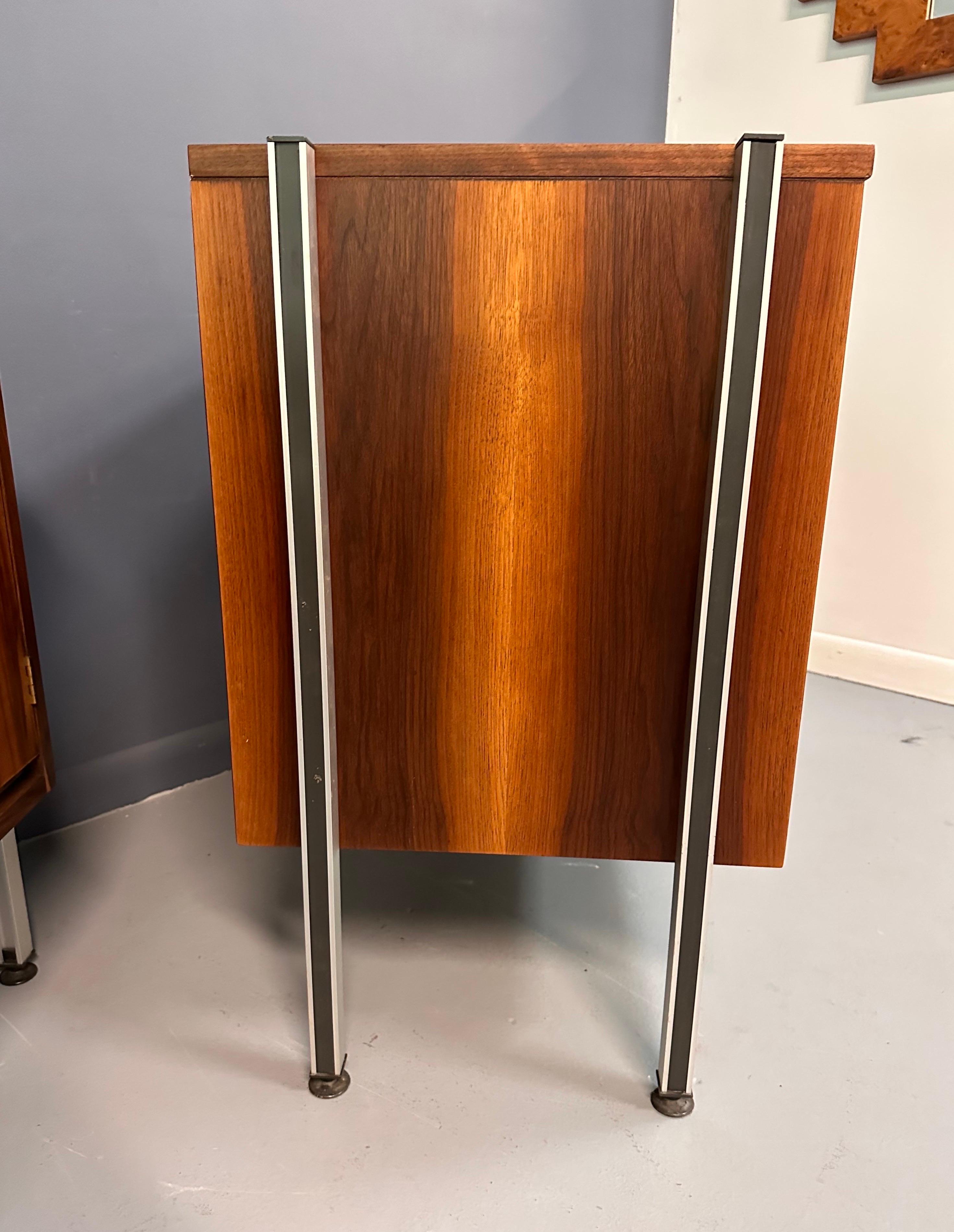 20th Century Pair of Midcentury Walnut Cabinets with Exposed Aluminum Legs Style of Wormley For Sale