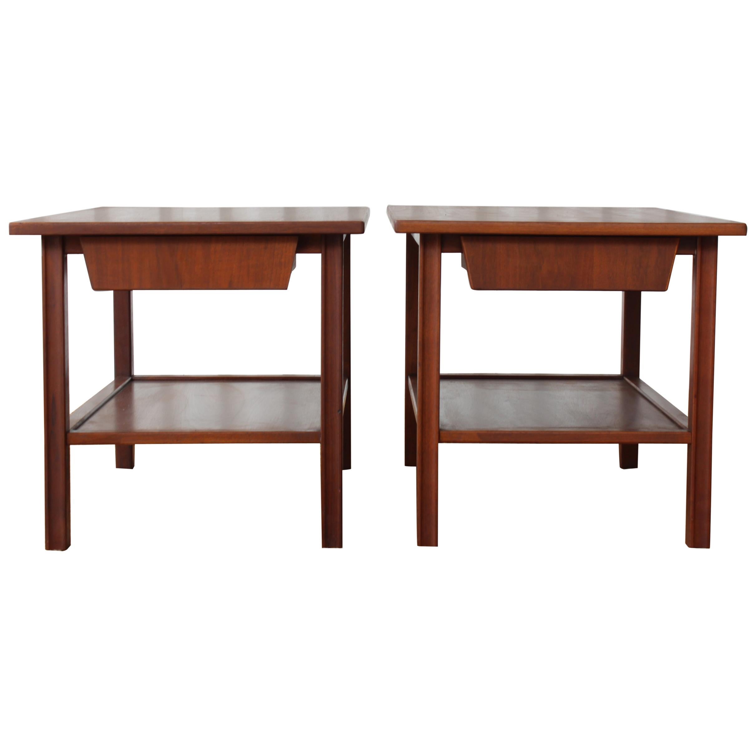 Pair of Midcentury Walnut End Tables, USA, 1960s