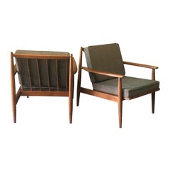 Vintage Pair of Midcentury Walnut Lounge Chairs by Viko Baumritter for Baumritter