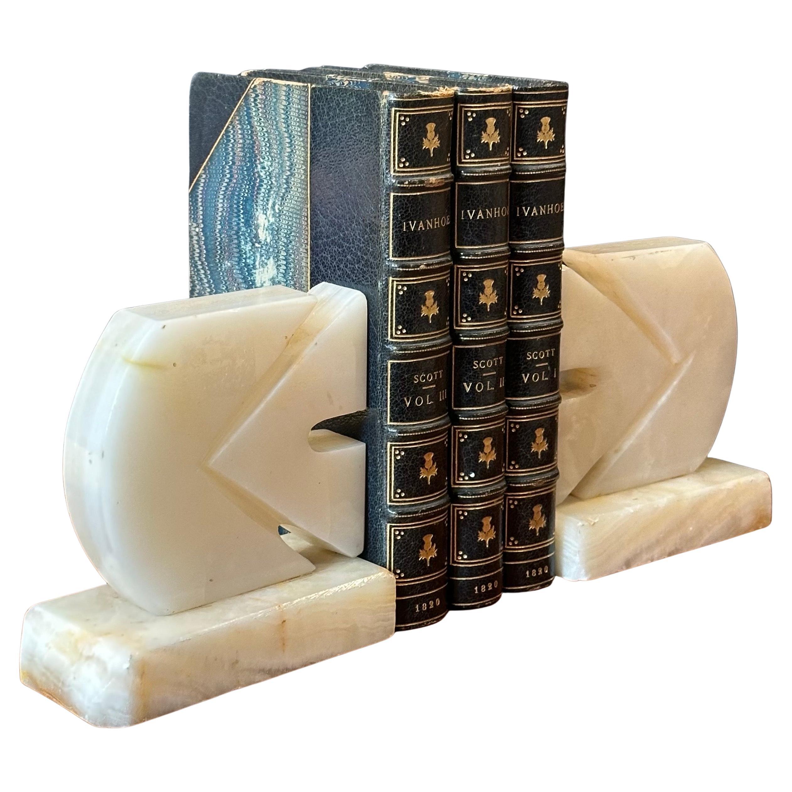 Pair of Mid-Century White Alabaster Sculptural Fish Bookends For Sale 9