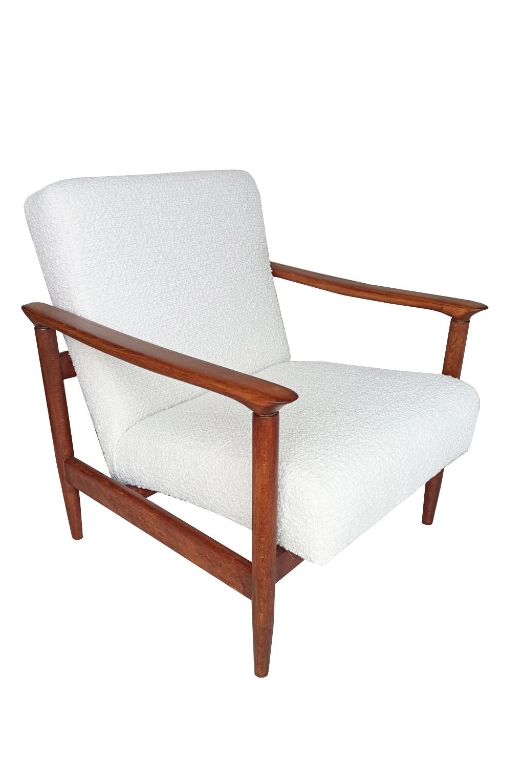 Polish Pair of Mid Century White Boucle Armchairs, GFM 142, Edmund Homa, Europe, 1960s For Sale