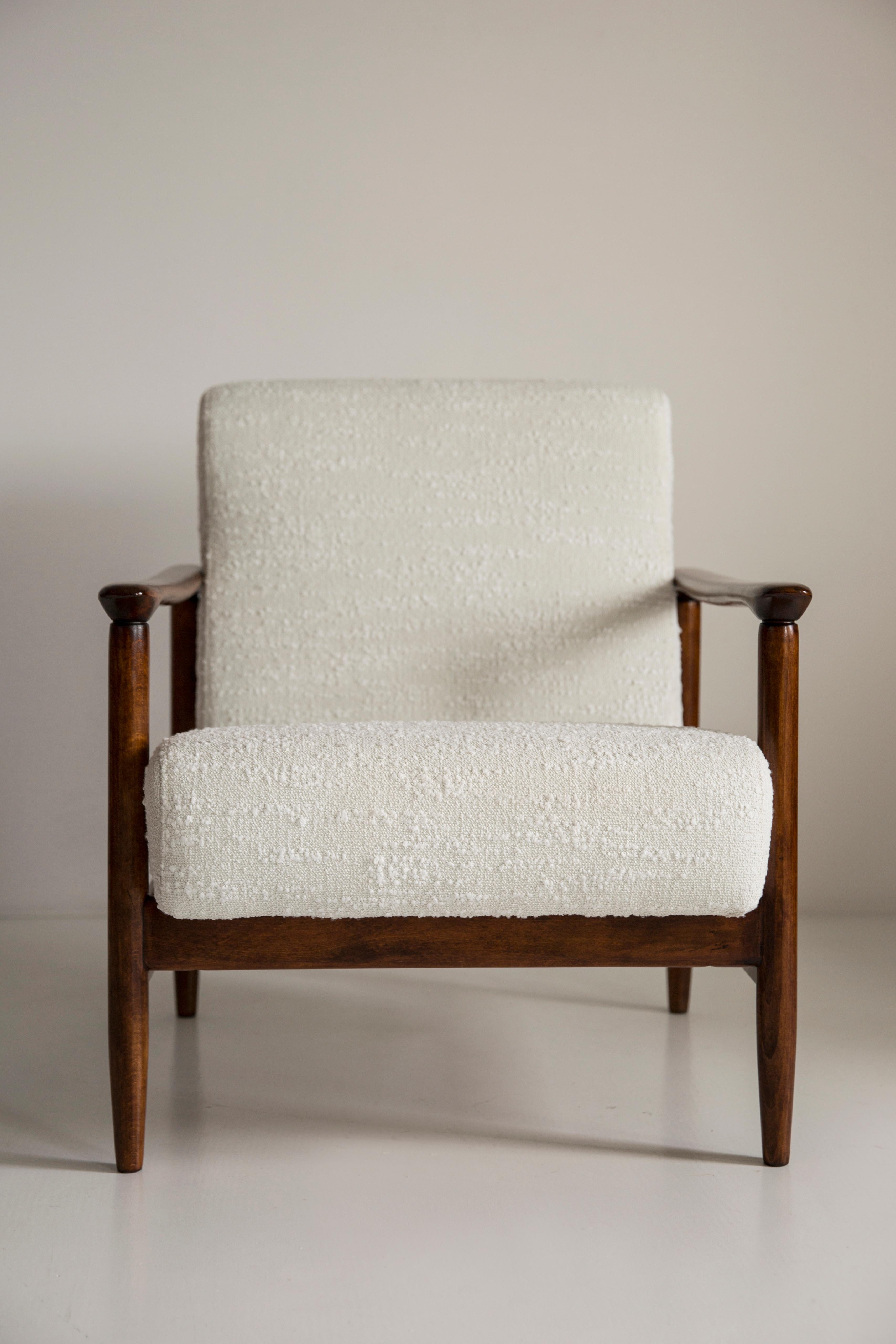 20th Century Pair of Mid Century White Boucle Armchairs, GFM 142, Edmund Homa, Europe, 1960s For Sale