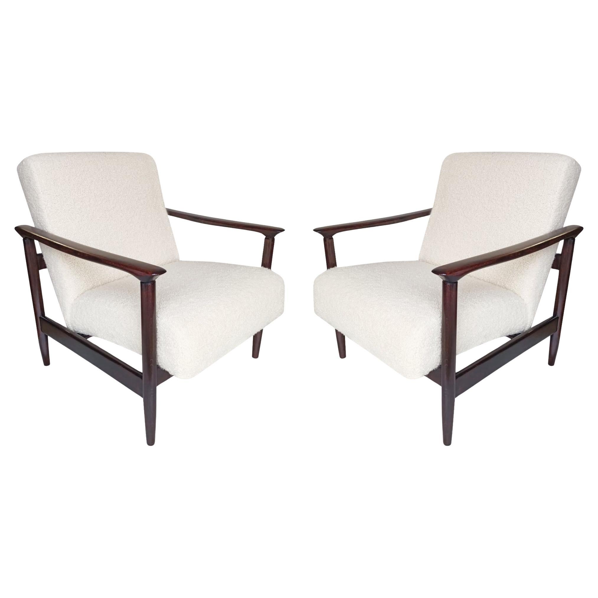 Pareja de sillones de boucle blanco de mediados de siglo, GFM 142, Edmund Homa, Europa, años 60