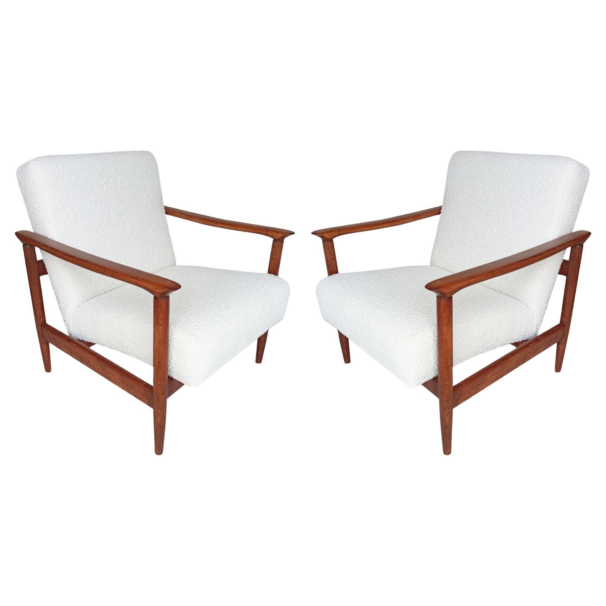Pair of Mid Century White Boucle Armchairs, GFM 142, Edmund Homa, Europe, 1960s For Sale