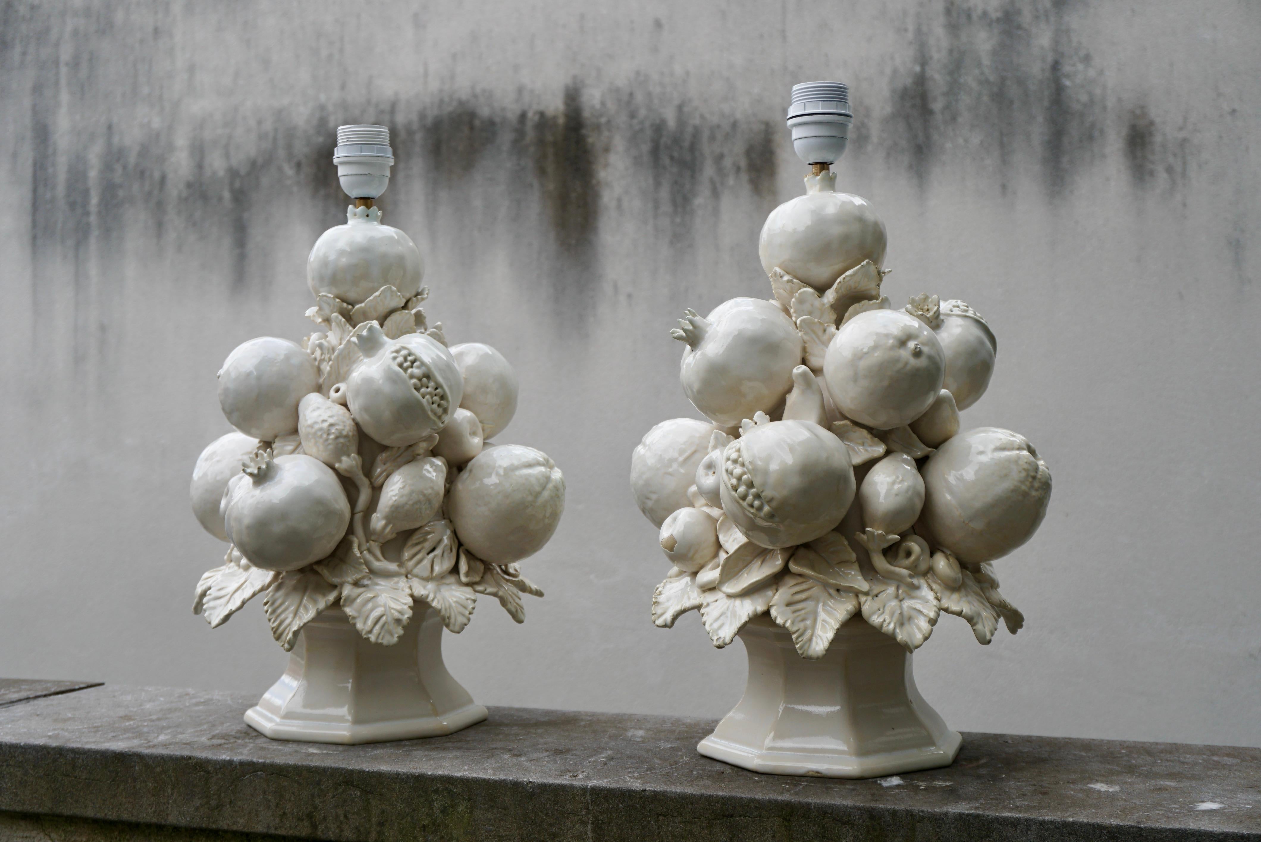 Pair of Mid-century White Ceramic Table Lamps with Fruit and Leaves  For Sale 5