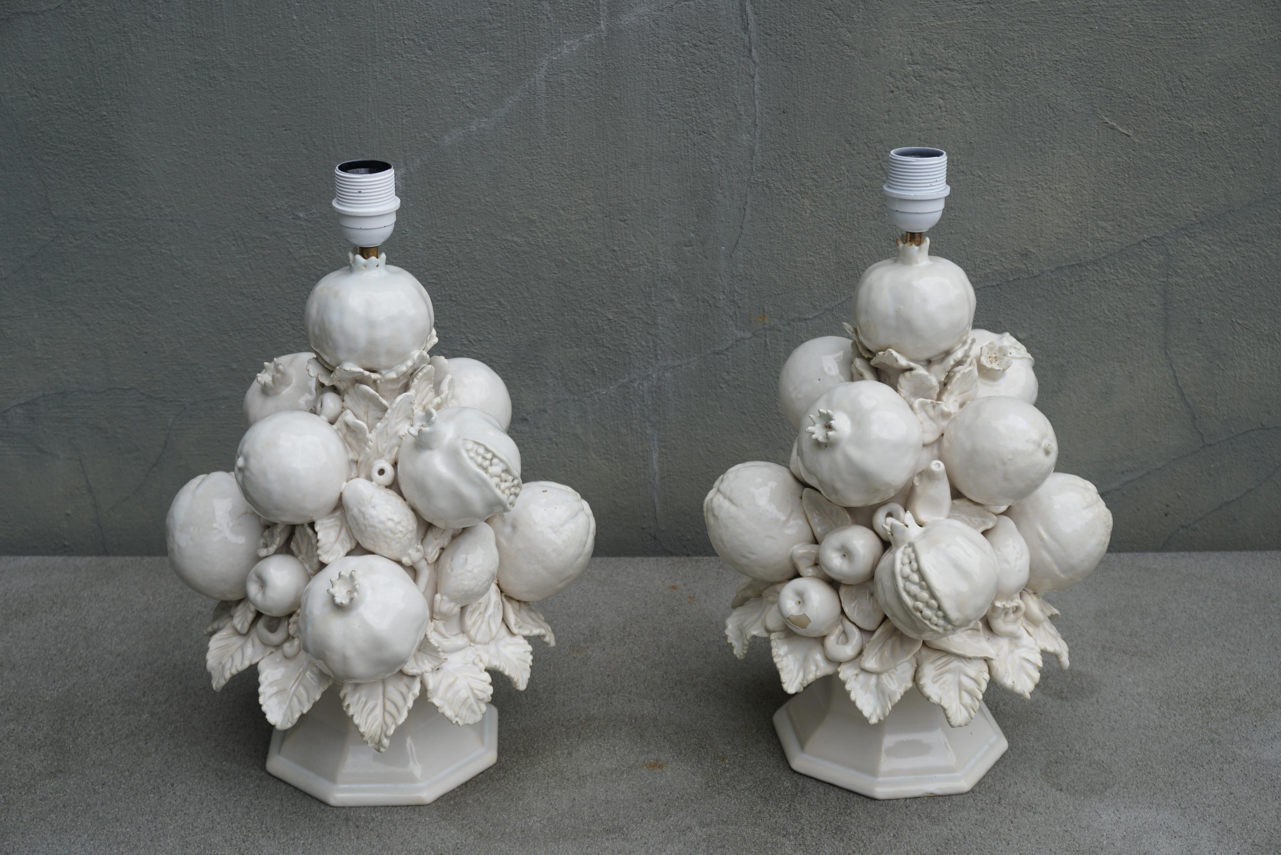 Pair of Mid-century White Ceramic Table Lamps with Fruit and Leaves  For Sale 6