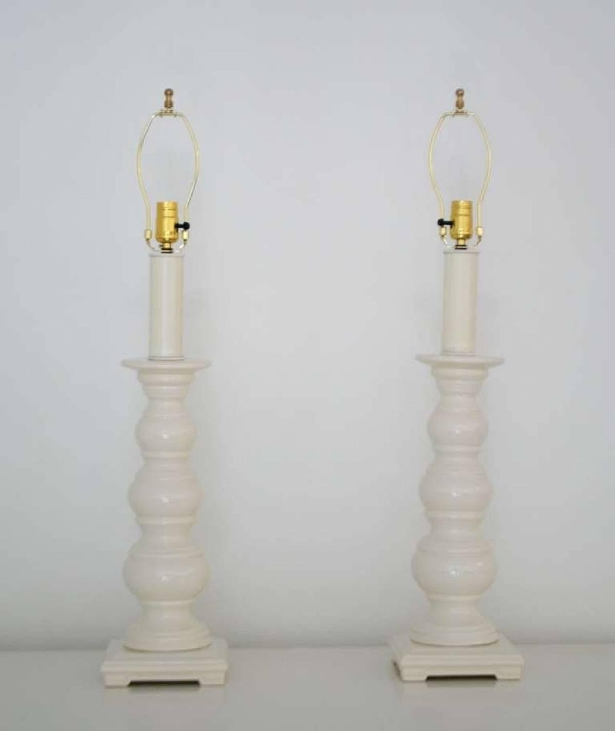 Mid-Century Modern Pair of Midcentury White Glazed Ceramic Table Lamps For Sale