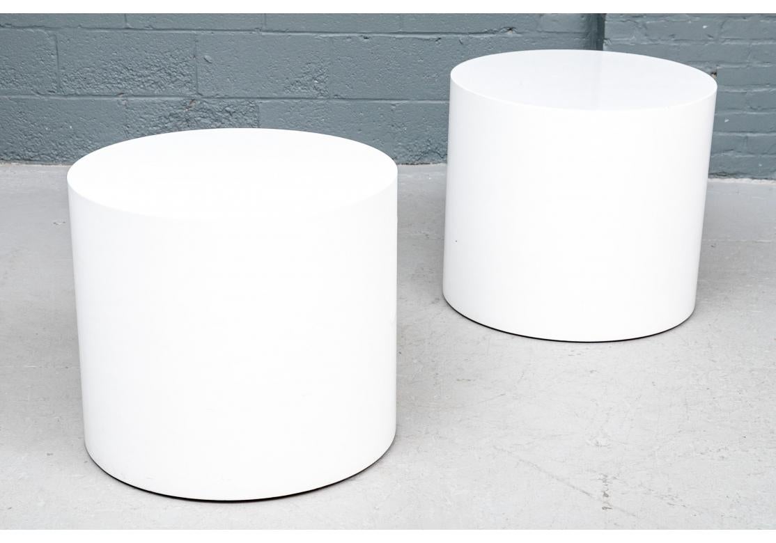 Pair of Mid-Century White Lacquered Drum End or Side Tables In Distressed Condition For Sale In Bridgeport, CT