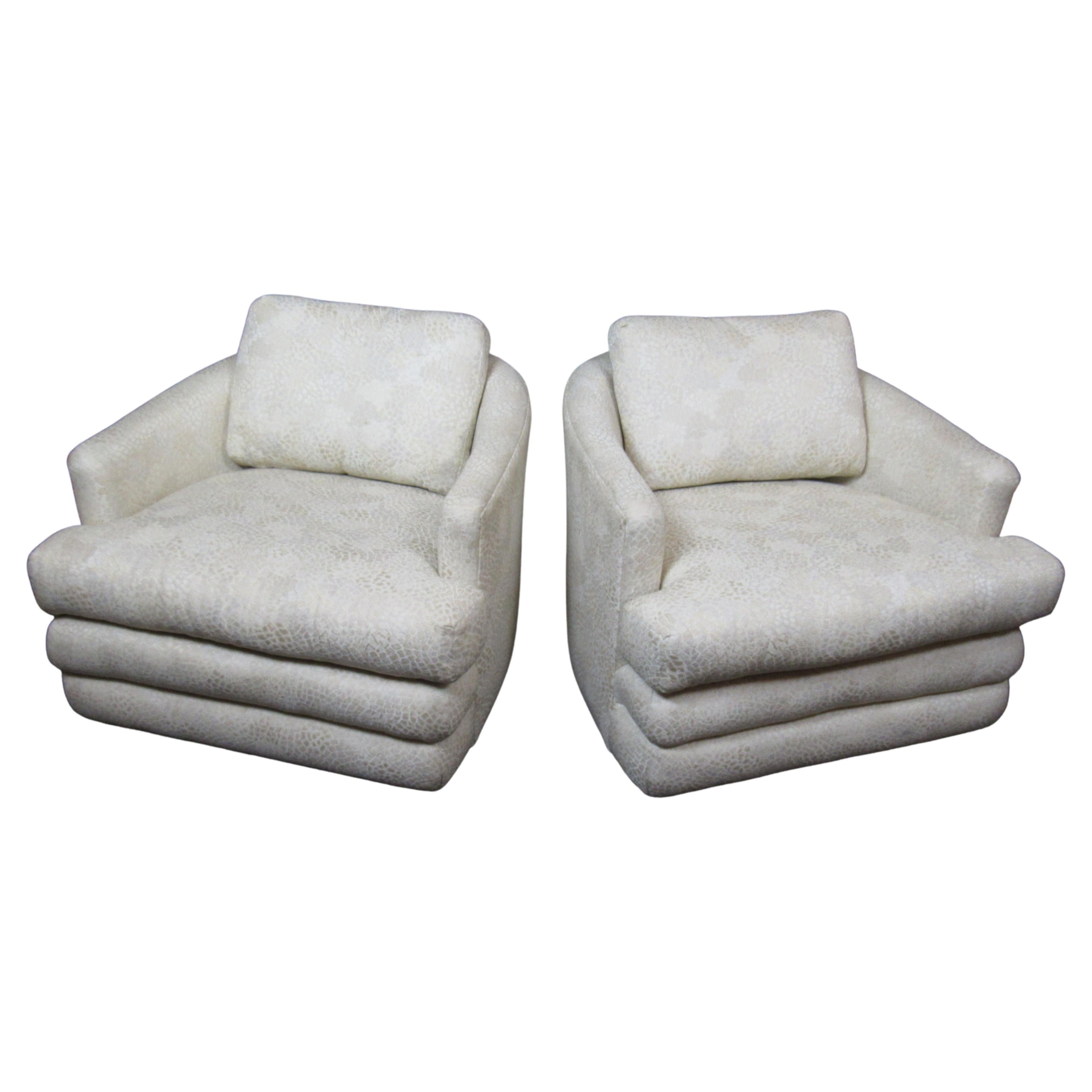 Pair of Mid-Century White Lounge Chairs For Sale