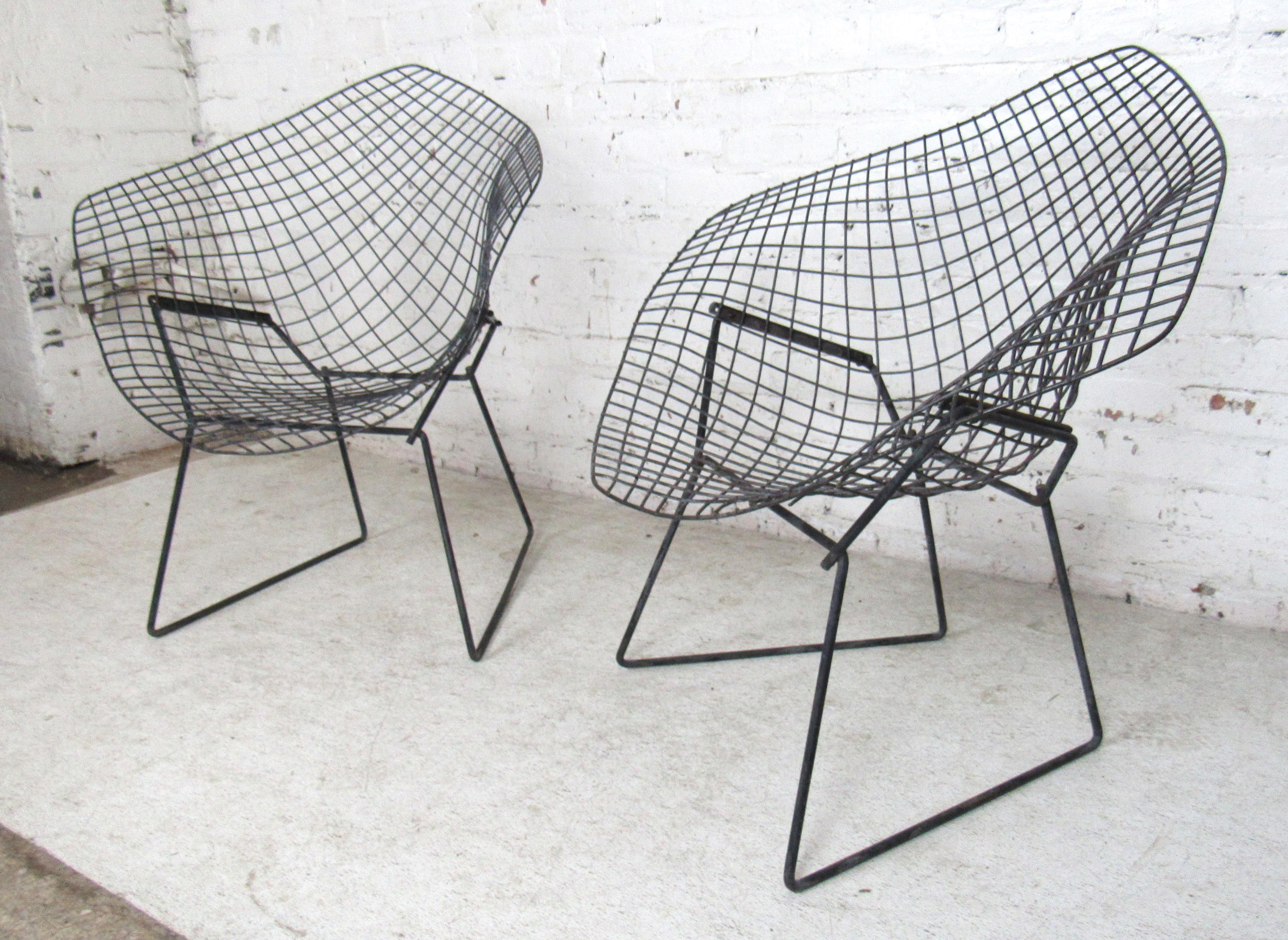 Pair of Midcentury Wire Chairs 2