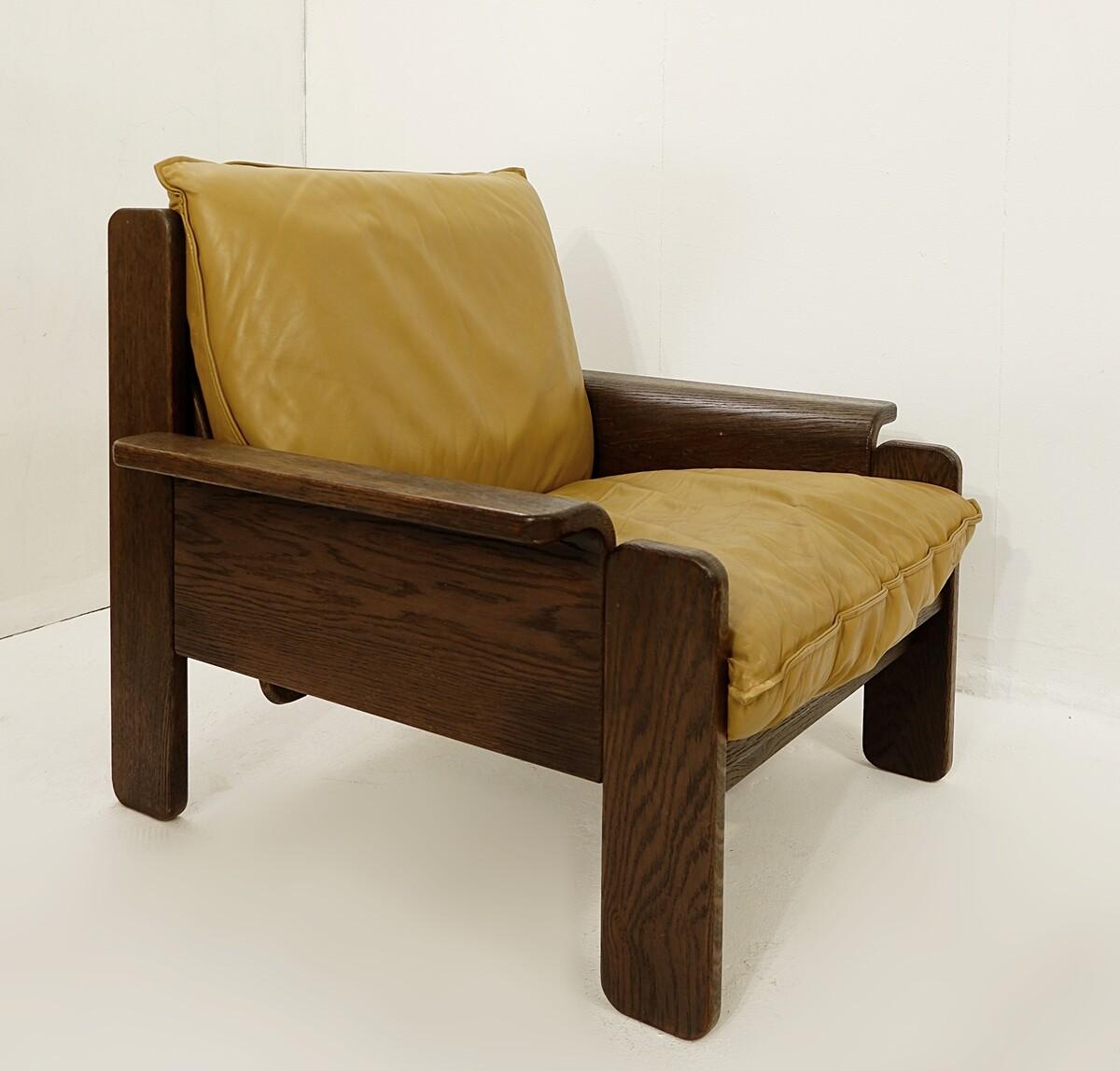 Pair of Mid-Century Wood and Leather Armchairs, Belgium, 1970s 1