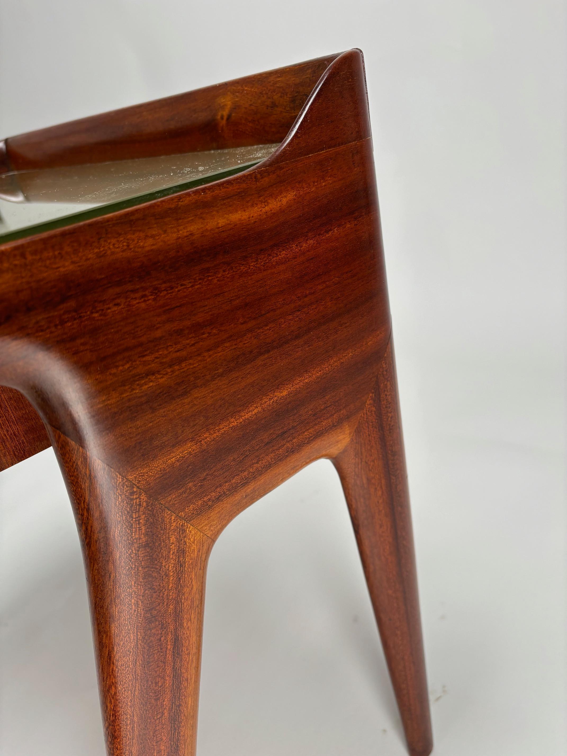 Glass Pair of Mid-Century wooden bedside tables by Vittorio Dassi, Italy, 1950s For Sale