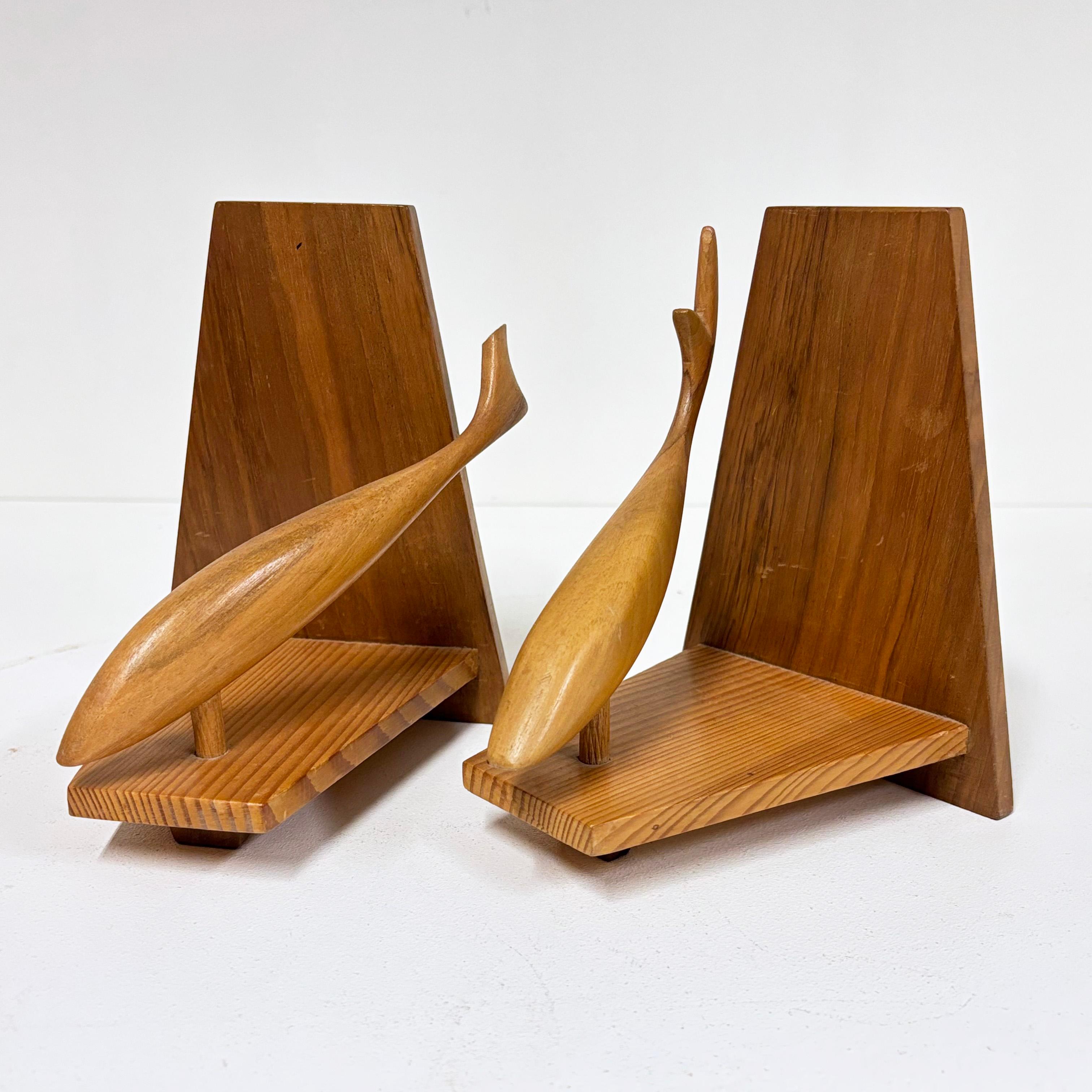 Pair of Mid Century wooden Bookends For Sale 3