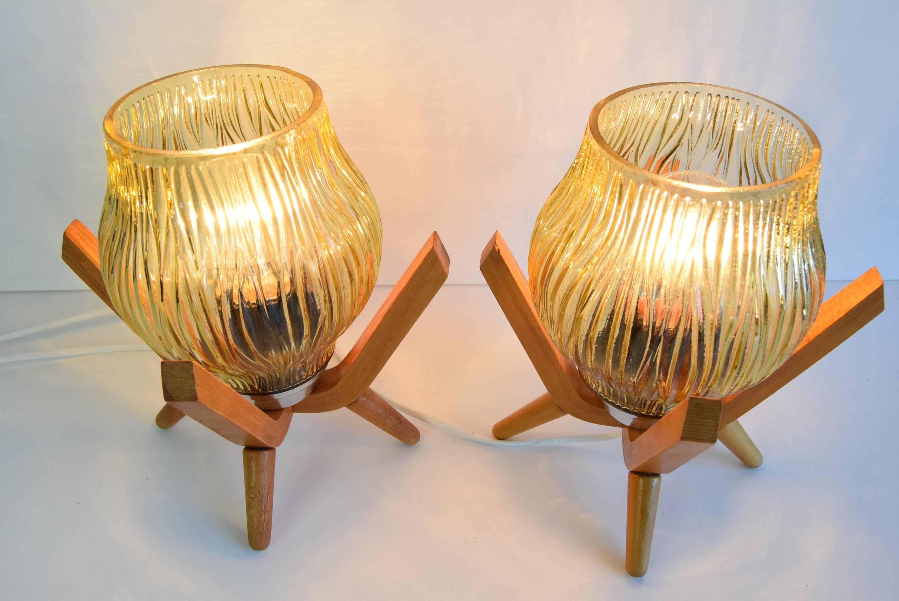 Pair of mid-century Wooden Design Table Lamps, by Dřevo Humpolec, 1970's.  For Sale 4