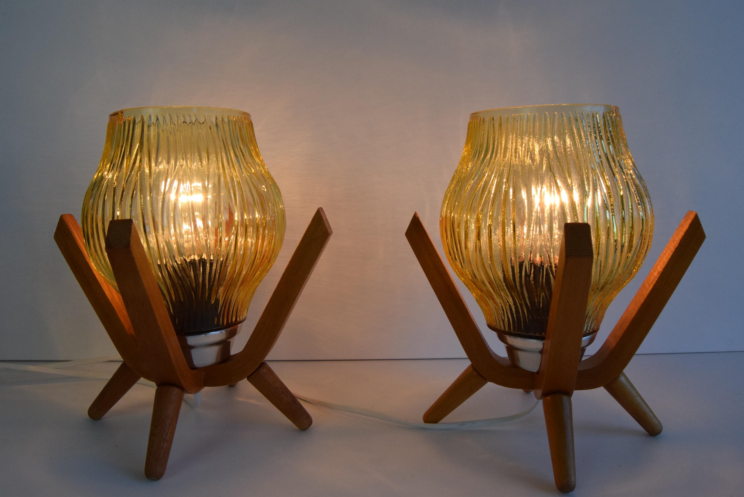 Pair of mid-century Wooden Design Table Lamps, by Dřevo Humpolec, 1970's.  For Sale 2