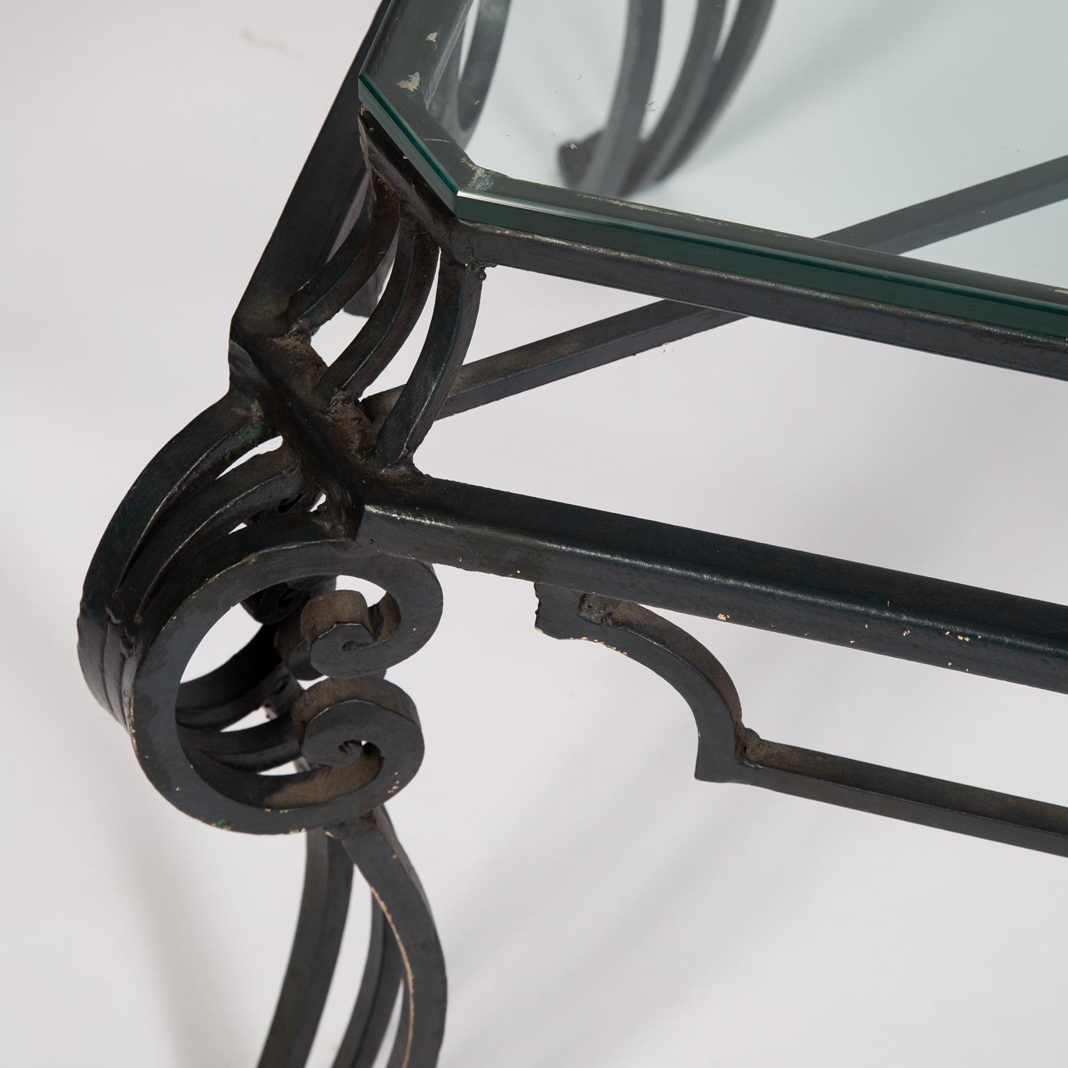 Patinated Pair of Midcentury Wrought Iron Side Tables For Sale