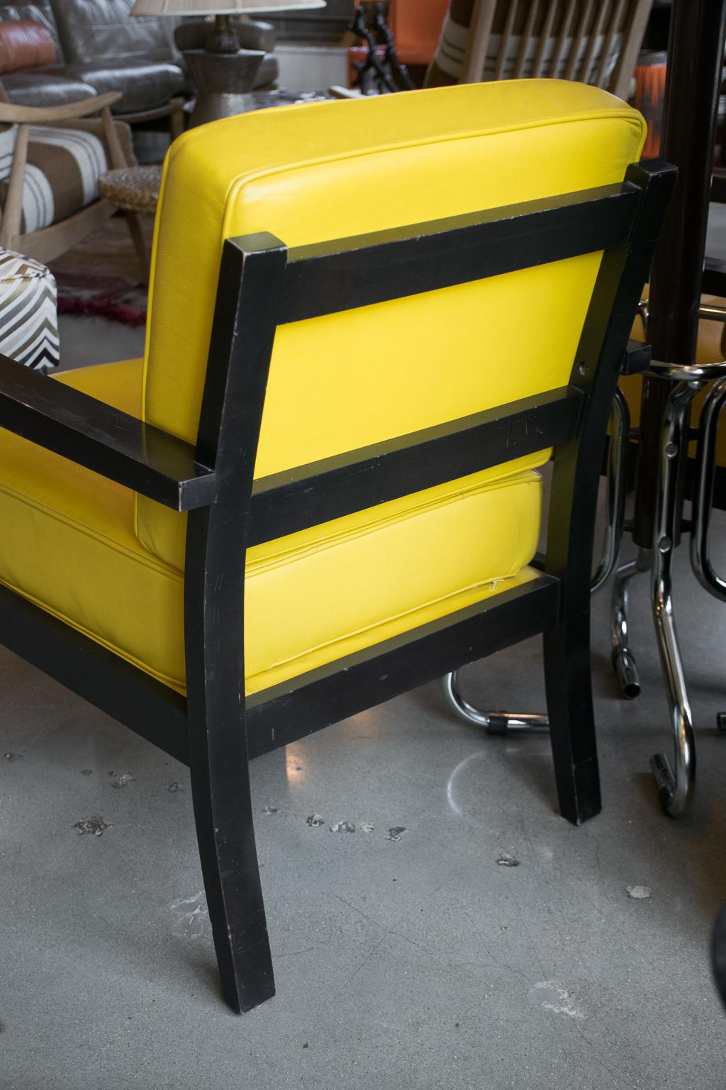 Mid-Century Modern Pair of Midcentury Yellow Leather Armchairs