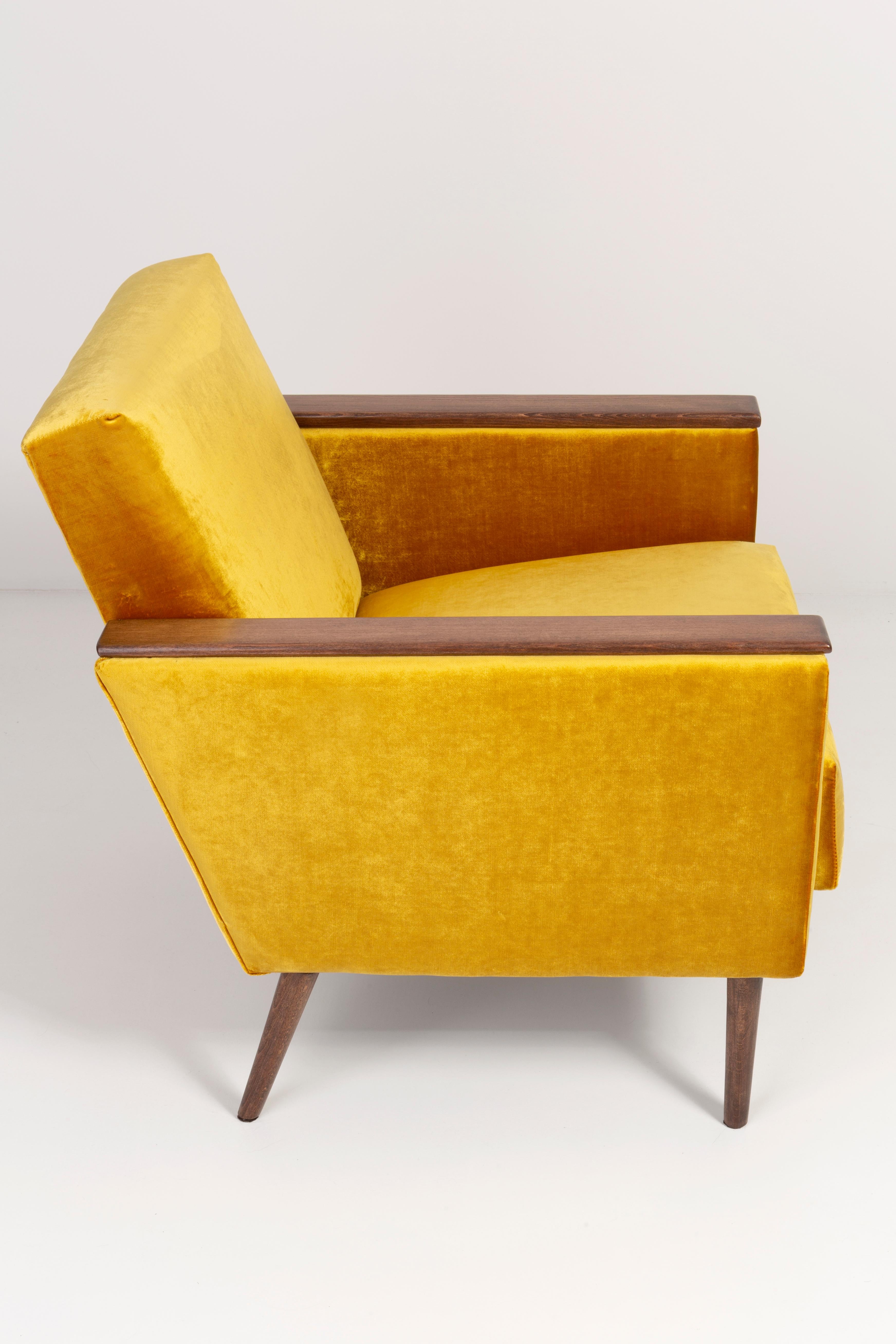 20th Century Pair of Midcentury Yellow Mustard Club Armchairs, 1960s, DDR, Germany For Sale