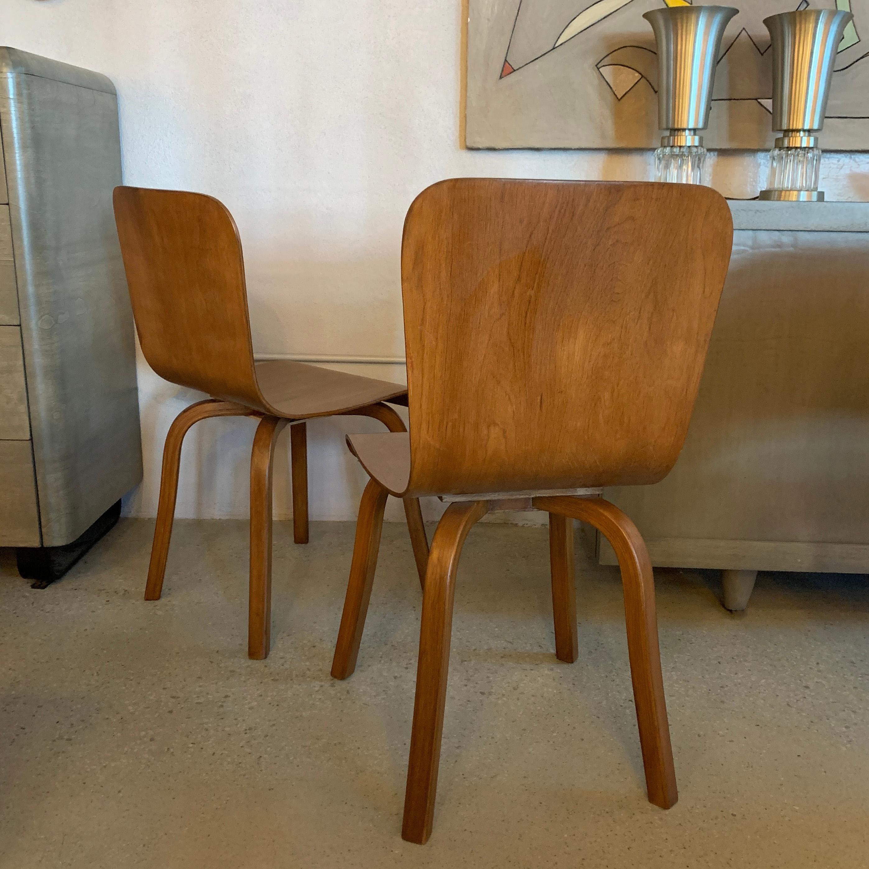 Birch Pair of Mid-Century Modern Bentwood Side Chairs