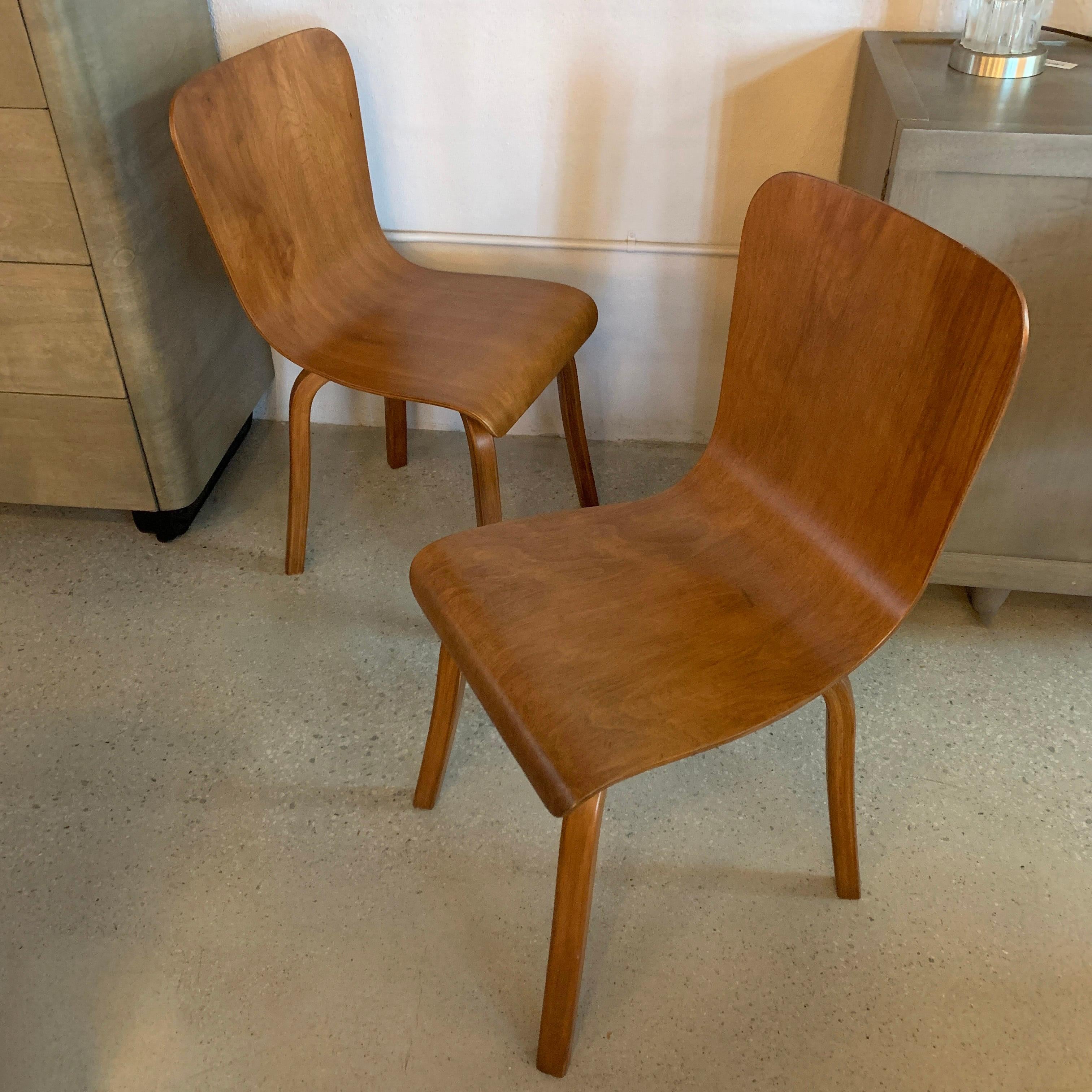Pair of Mid-Century Modern Bentwood Side Chairs 1