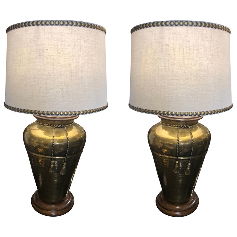 Pair of Mid-20th Century Frederick Cooper Hammered Brass Table Lamps For  Sale at 1stDibs
