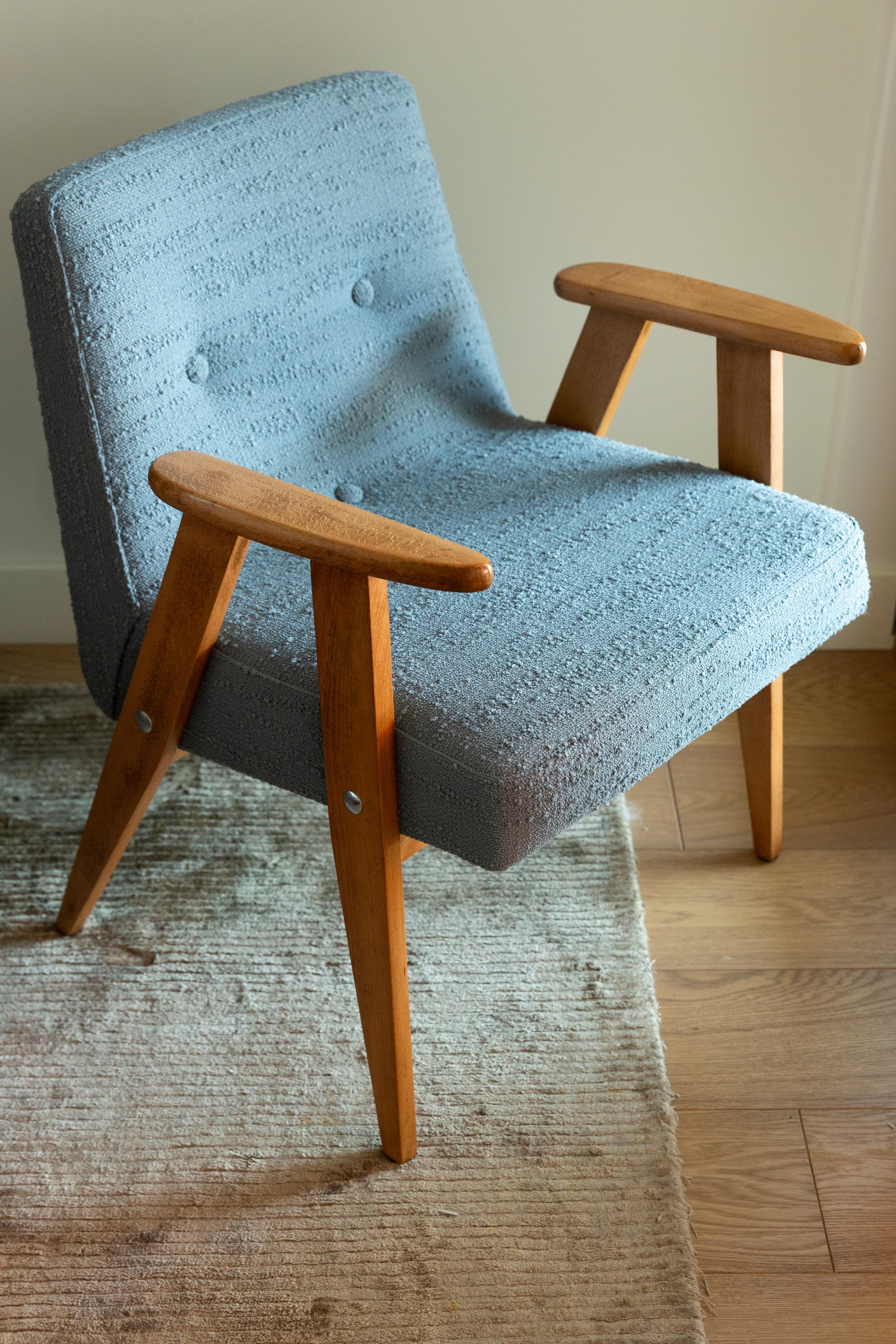 Mid-Century Modern Pair of Midcentury 366 Club Armchairs in Gray Blue Boucle, Europe, 1960s For Sale