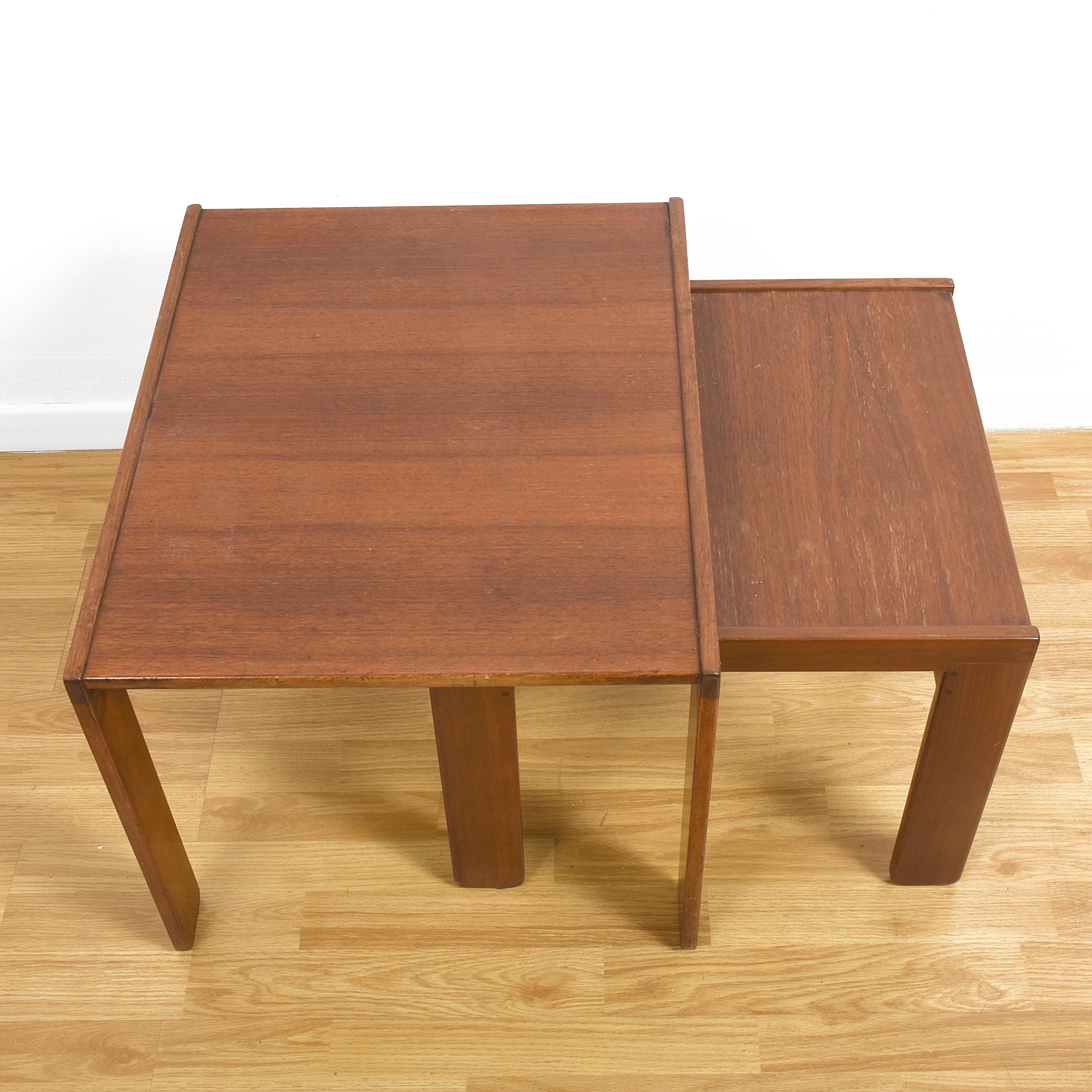 20th Century Pair of Midcentury Afra & Tobia Scarpa Italian Nesting Tables, Cassina, 1960s