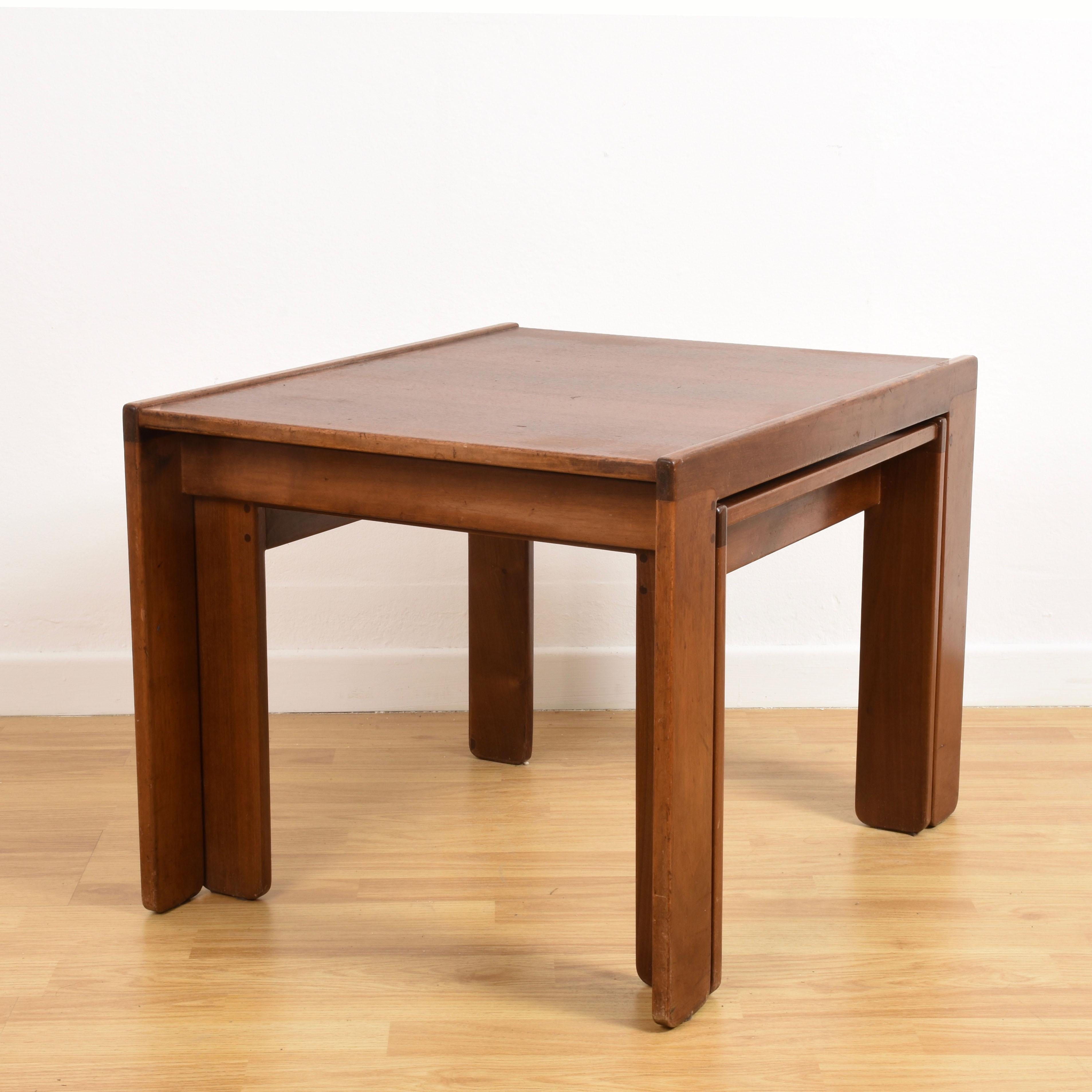 Pair of Midcentury Afra & Tobia Scarpa Italian Nesting Tables, Cassina, 1960s 1