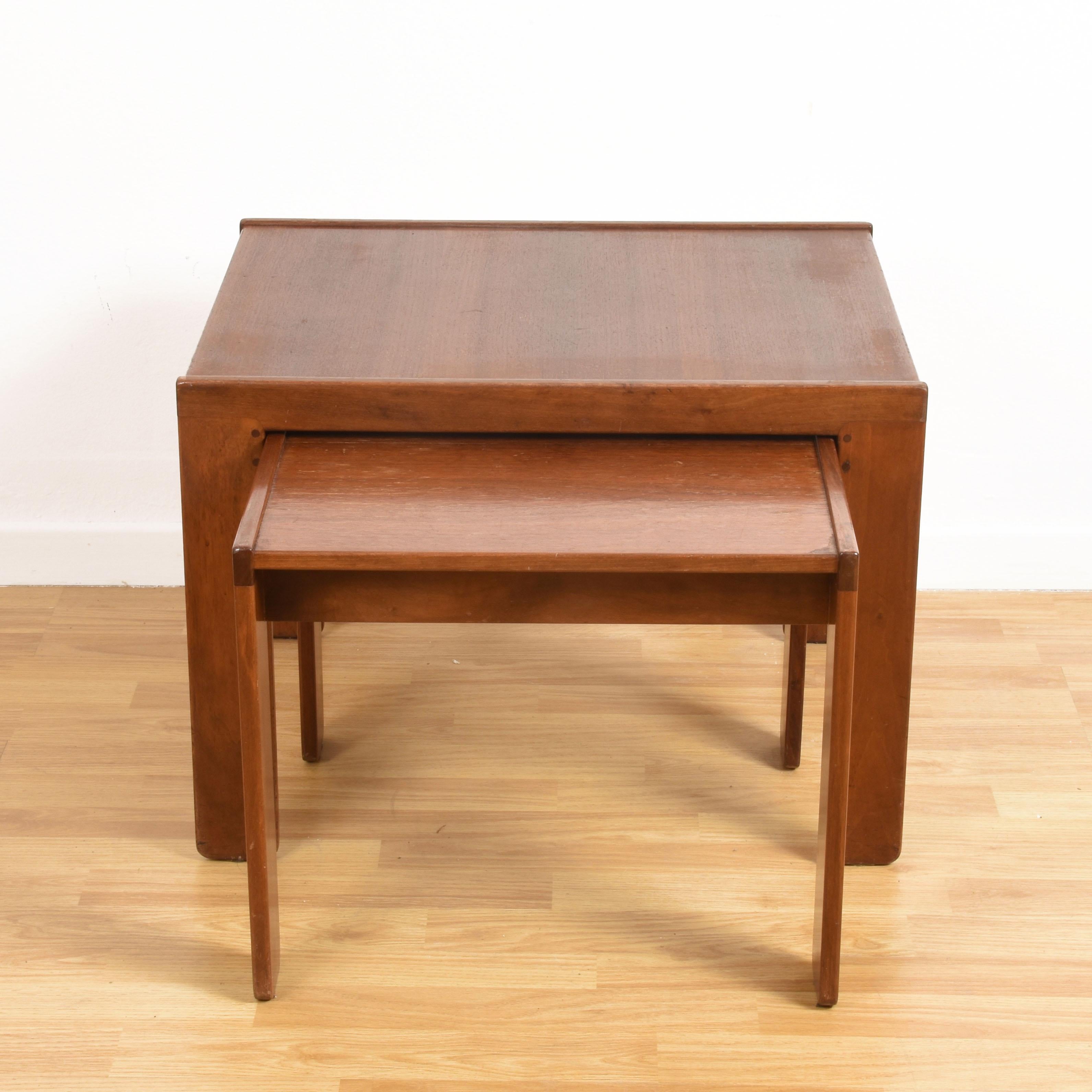 Pair of Midcentury Afra & Tobia Scarpa Italian Nesting Tables, Cassina, 1960s 3