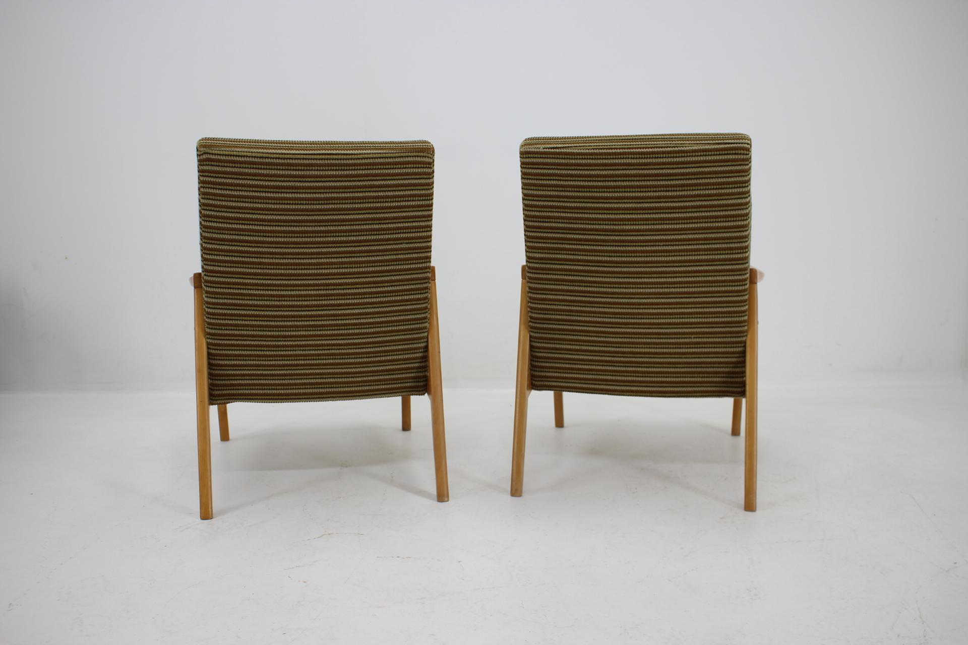 Pair of Midcentury Armchairs, 1960s In Good Condition In Praha, CZ