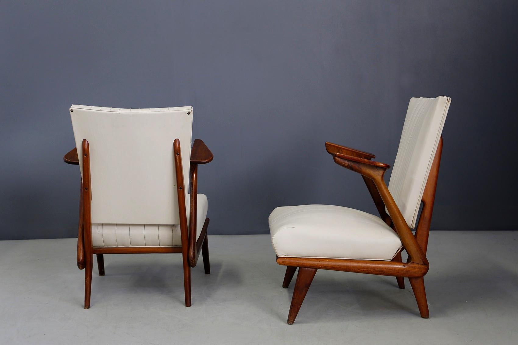 Pair of Midcentury Armchairs by Giuseppe Scapinelli in Solid Wood, 1950s 3