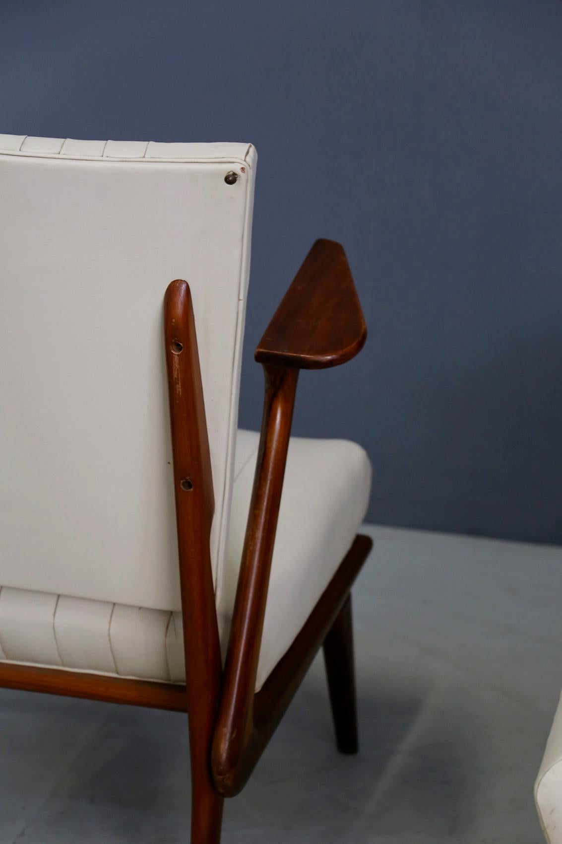 Pair of Midcentury Armchairs by Giuseppe Scapinelli in Solid Wood, 1950s 5