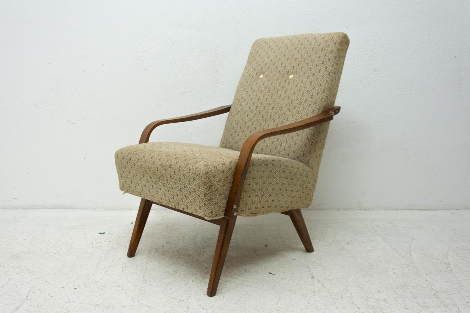 Paire de fauteuils du milieu du siècle dernier par Jaroslav mdek, années 1960 3