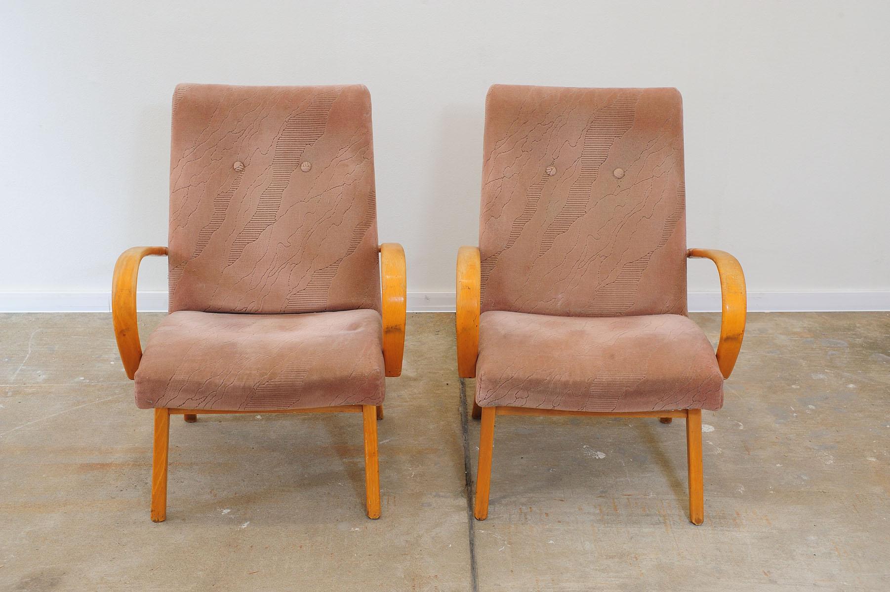 Mid-Century Modern  Paire de fauteuils du milieu du siècle par Jaroslav Šmídek, années 1960 en vente