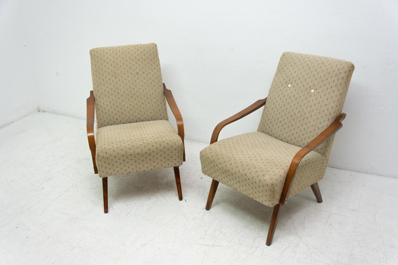 Tchèque Paire de fauteuils du milieu du siècle dernier par Jaroslav mdek, années 1960