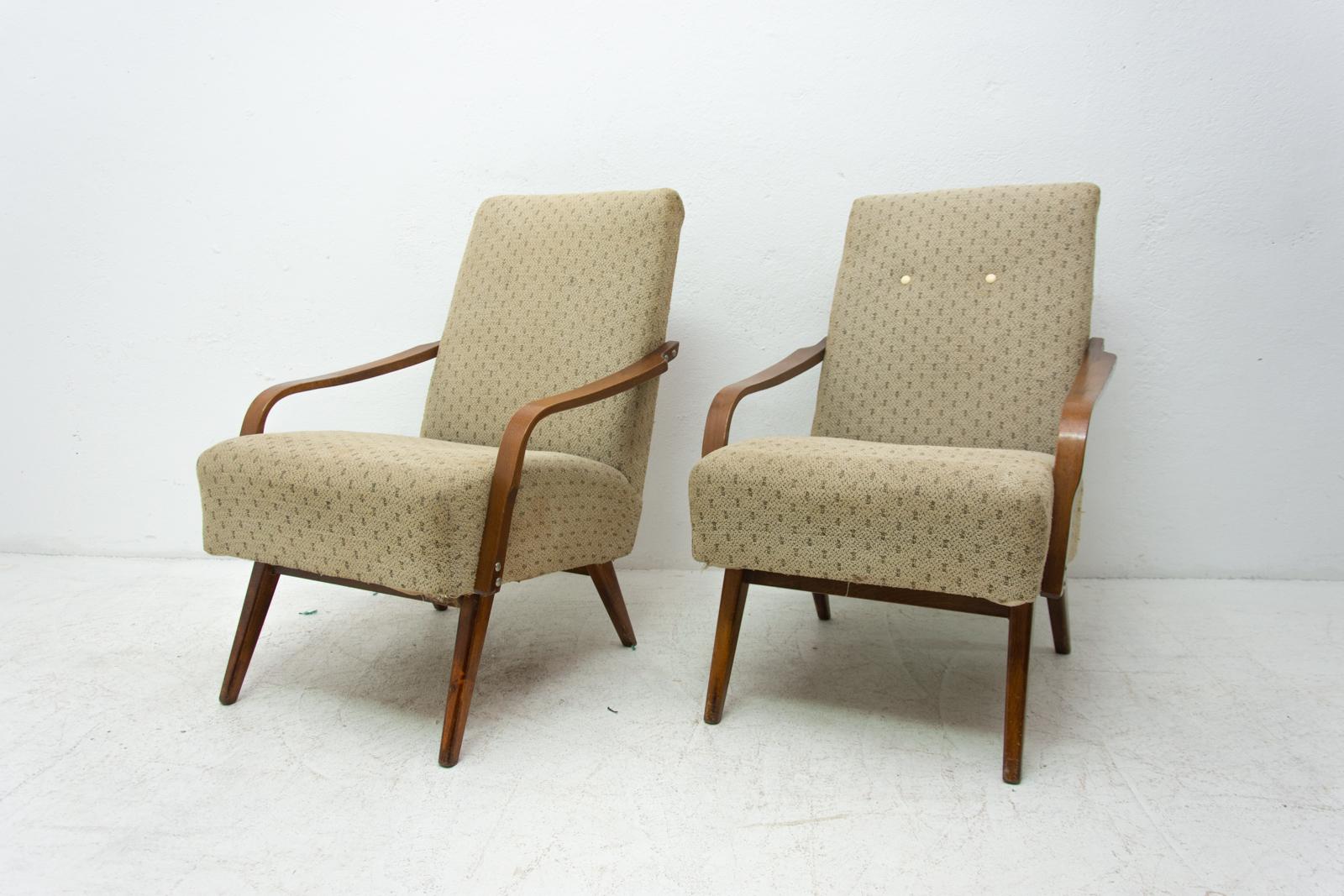 20ième siècle Paire de fauteuils du milieu du siècle dernier par Jaroslav mdek, années 1960