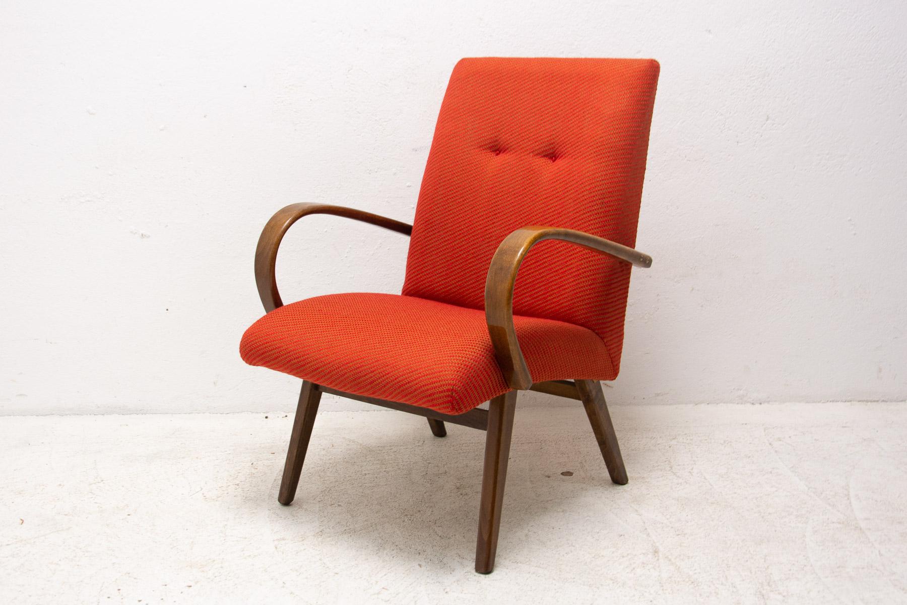 Pair of Midcentury Armchairs by Jaroslav Šmídek, 1970´S For Sale 4