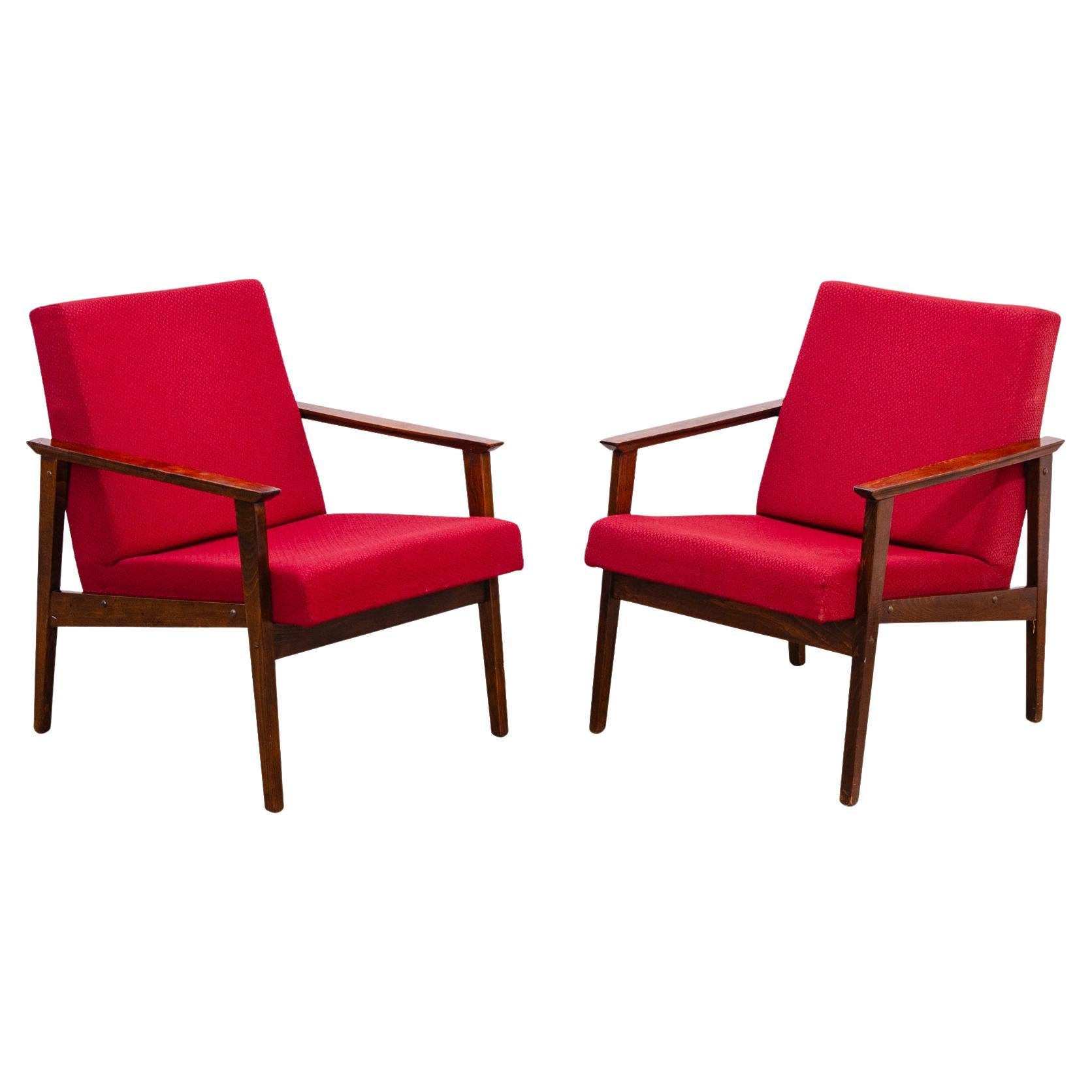 Pair of midcentury armchairs by Jaroslav Šmídek for TON, 1970´s For Sale