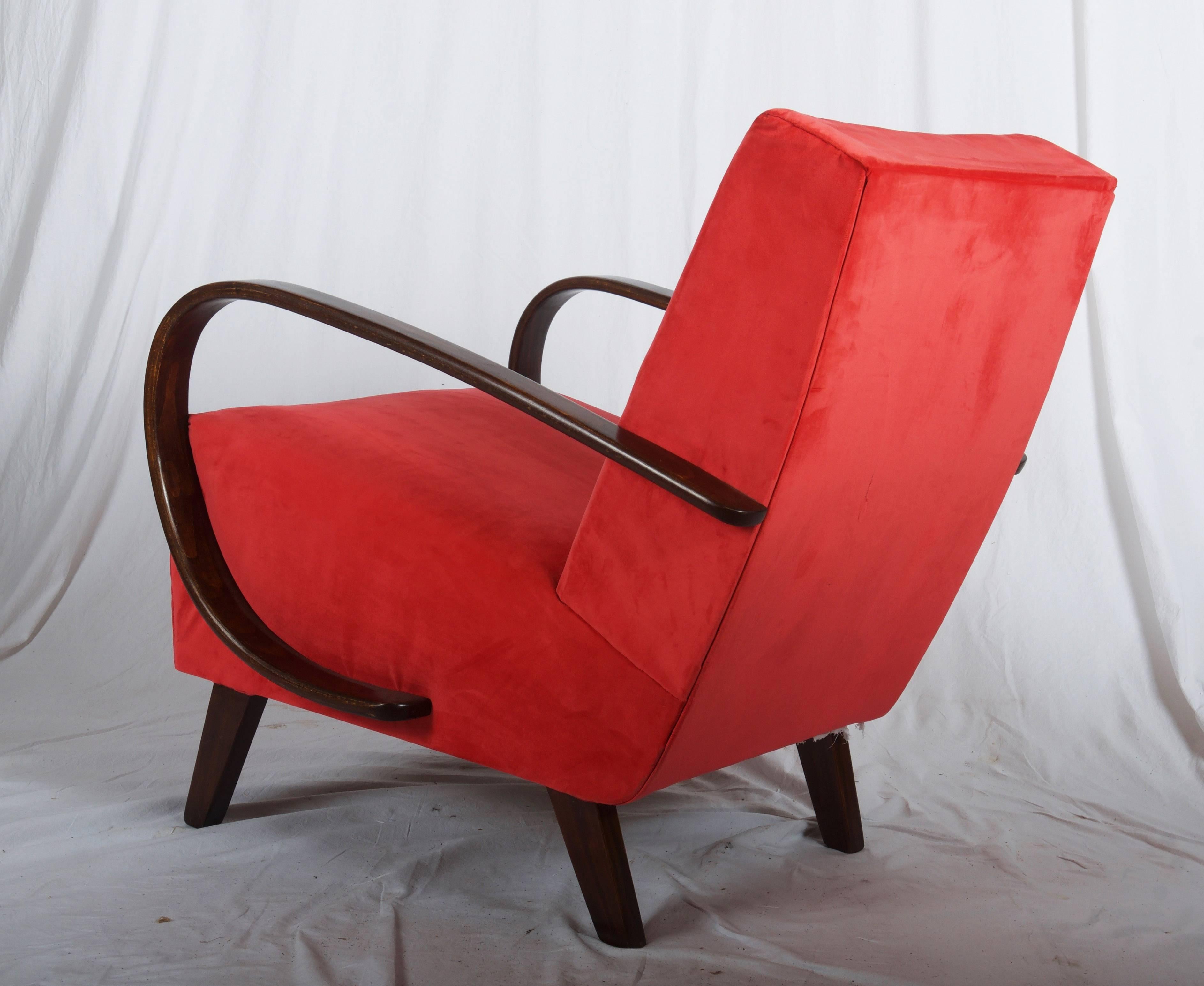 Armchairs designed in the late 1950s by Jindrich Halabala, fully restored and upholstered with Lelieve red velvet.
Only one restored, delivery time 3-4 weeks.
   