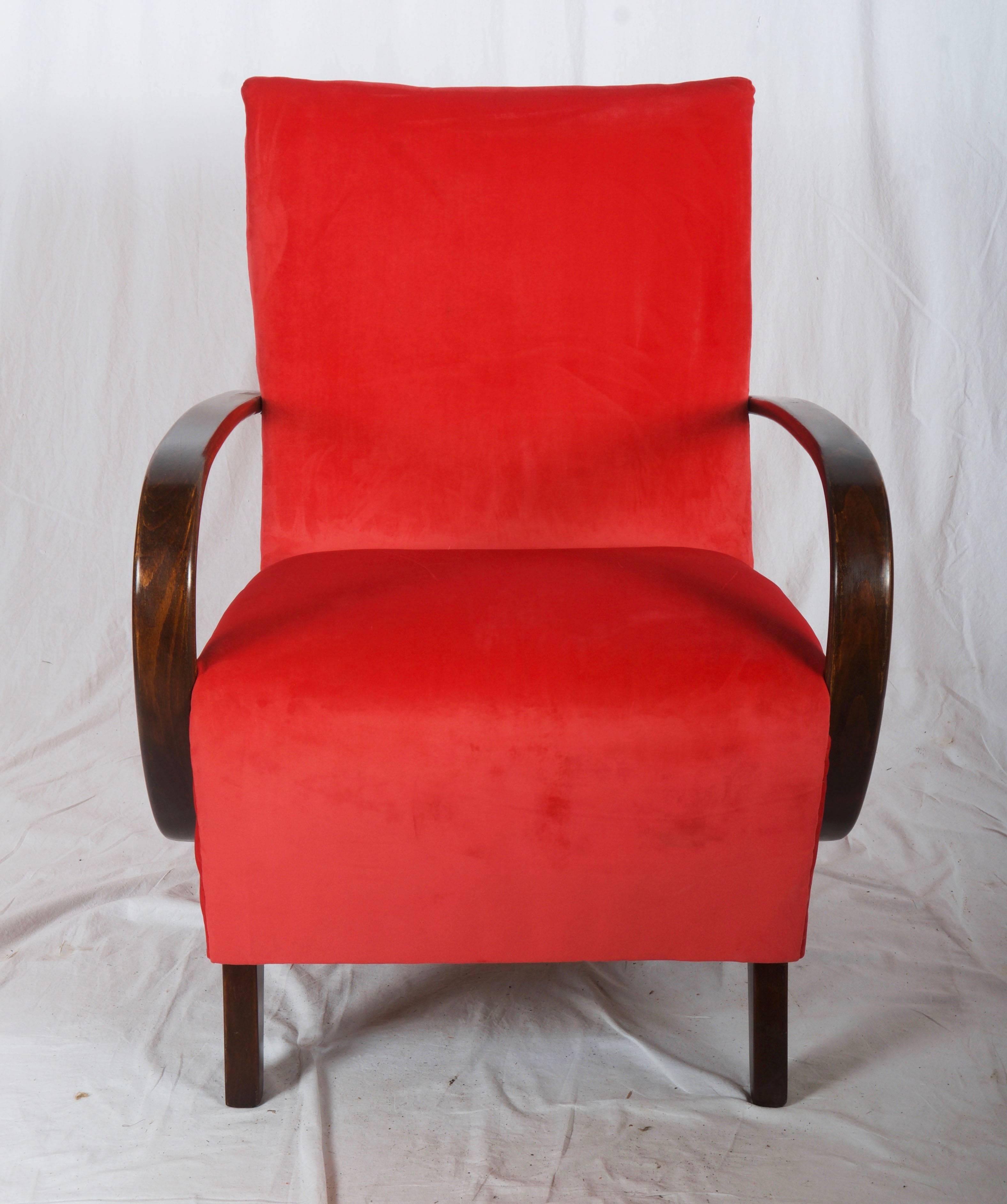 Art Deco Pair of Midcentury Armchairs by Jindrich Halabala For Sale