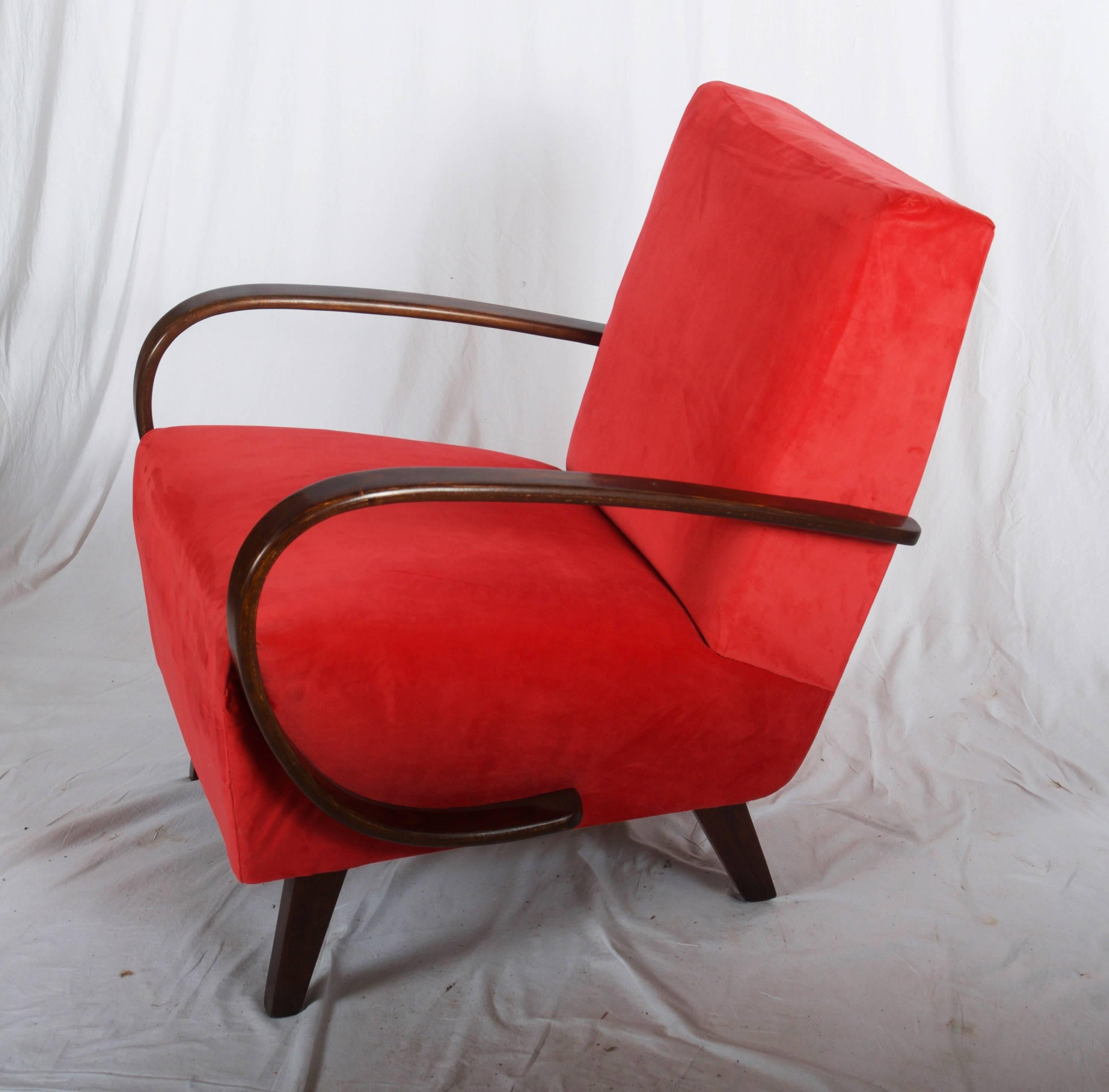 Pair of Midcentury Armchairs by Jindrich Halabala In Excellent Condition For Sale In Vienna, AT