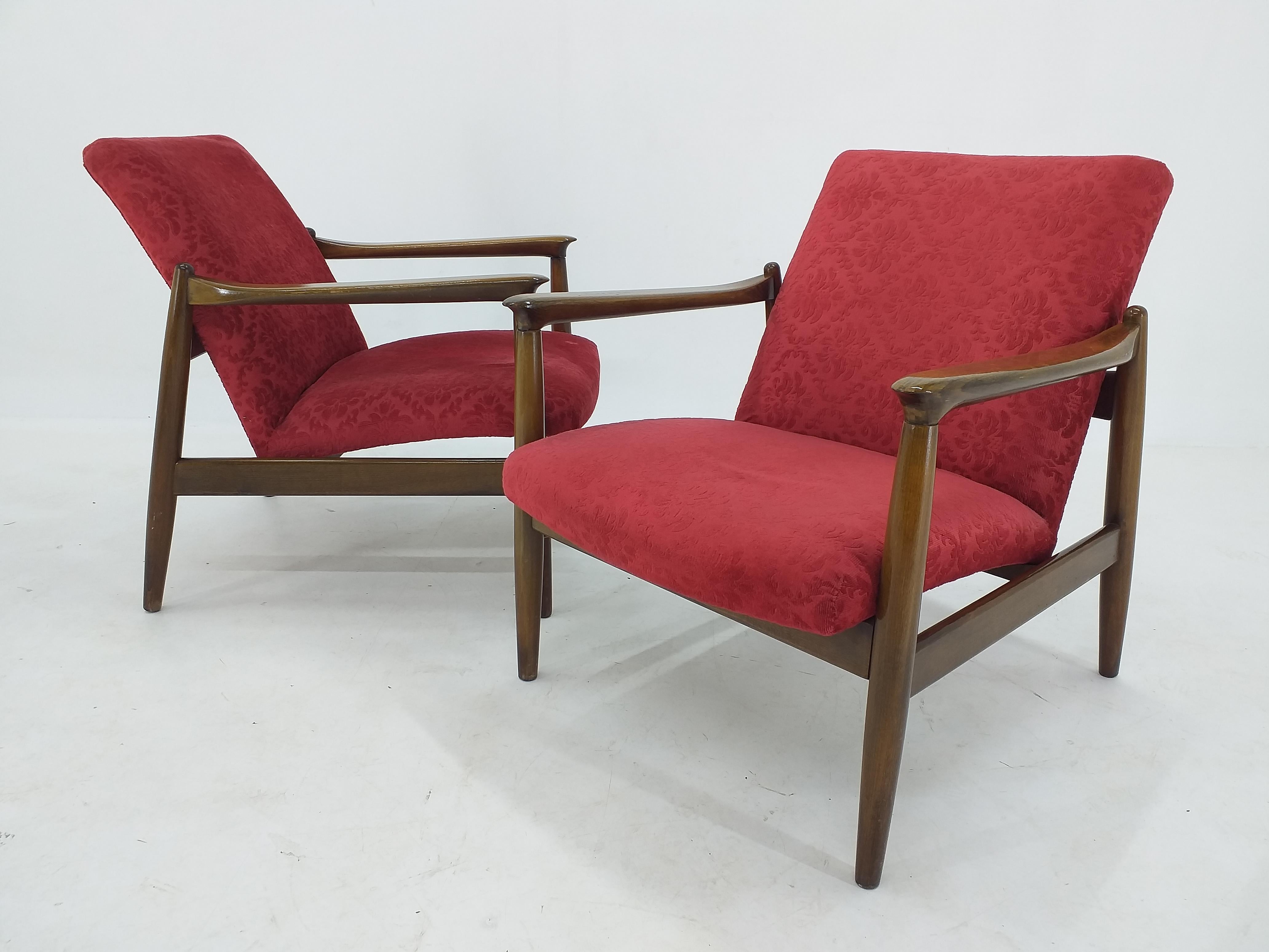 Ein Paar Sessel aus der Mitte des Jahrhunderts, Edmund Homa, 1960er Jahre (Moderne der Mitte des Jahrhunderts) im Angebot