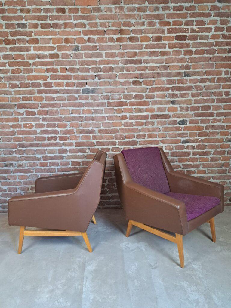 Pair of Midcentury Armchairs in Brown & Purple Fabric, Czechoslovakia, 1960 In Good Condition For Sale In Torino, IT