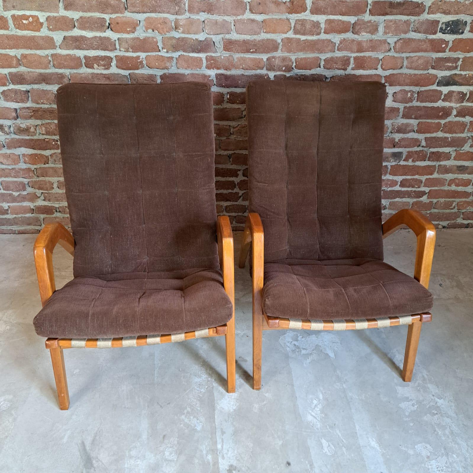 Pair of Midcentury Armchairs in Oak by Jan Vanek, Czechoslovakia, 1950 In Good Condition In Torino, IT