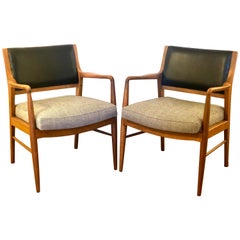 Pair of Midcentury Armchairs in Walnut Frames by Jens Risom