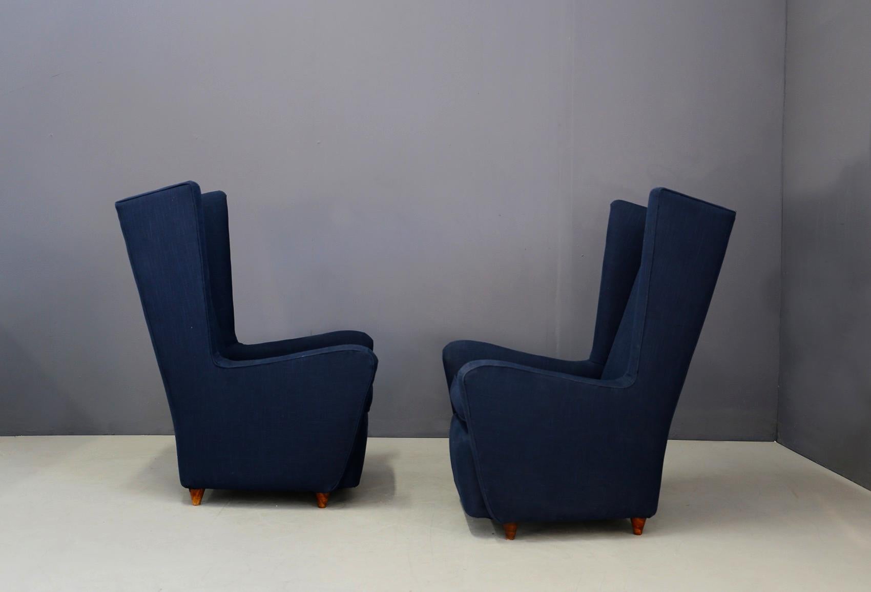 Pair of Midcentury Armchairs Paolo Buffa in Cotton Linen Fabric, 1950s In Good Condition In Milano, IT