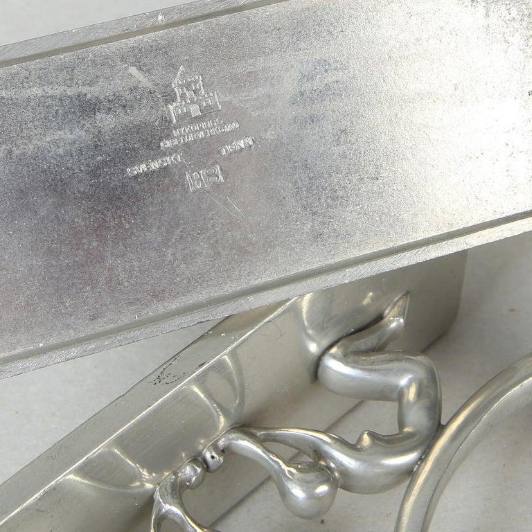 Pair of Midcentury Art Deco Pewter Swedish Candlestick Holders In Good Condition For Sale In New York, NY